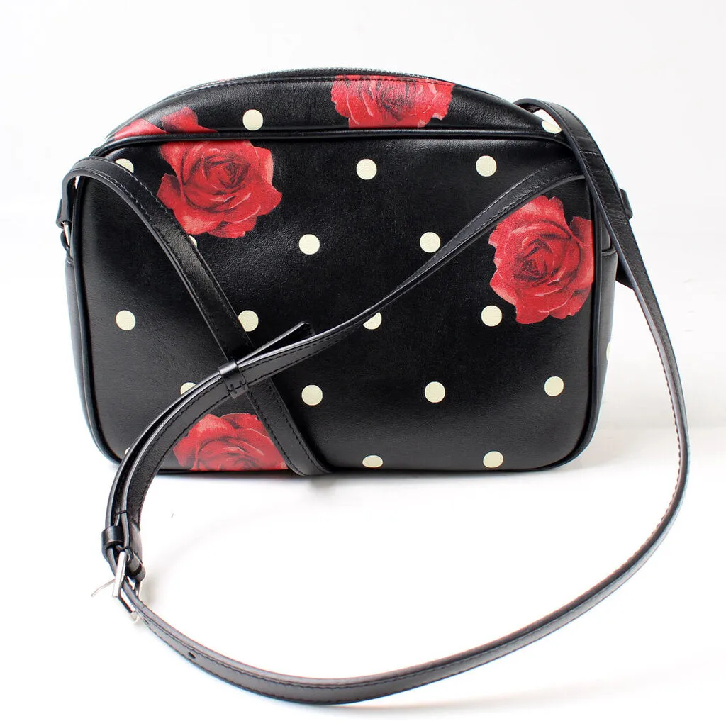 495929 Lou Camera Rose