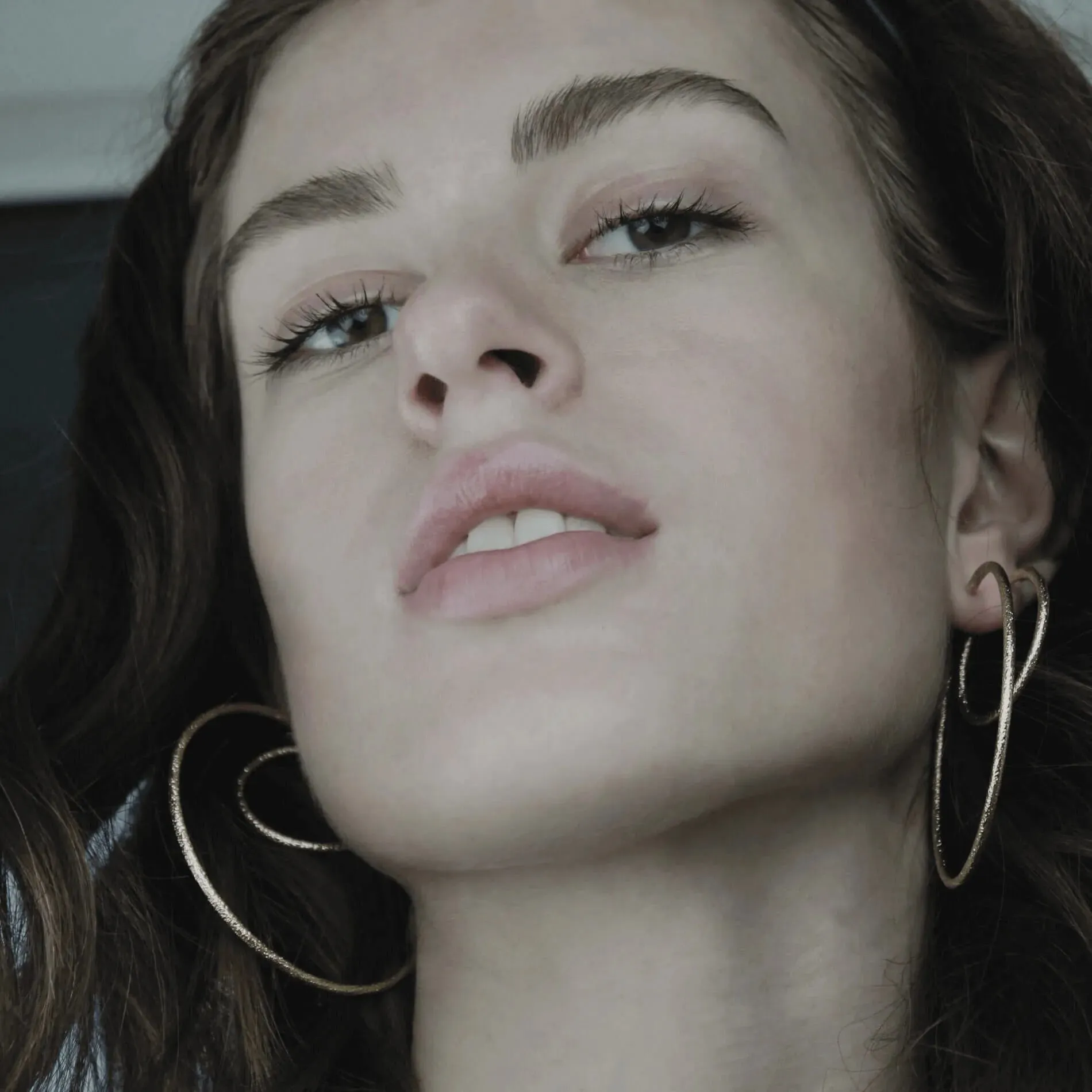 Audrey Glow Hoop Earring Silver Plating