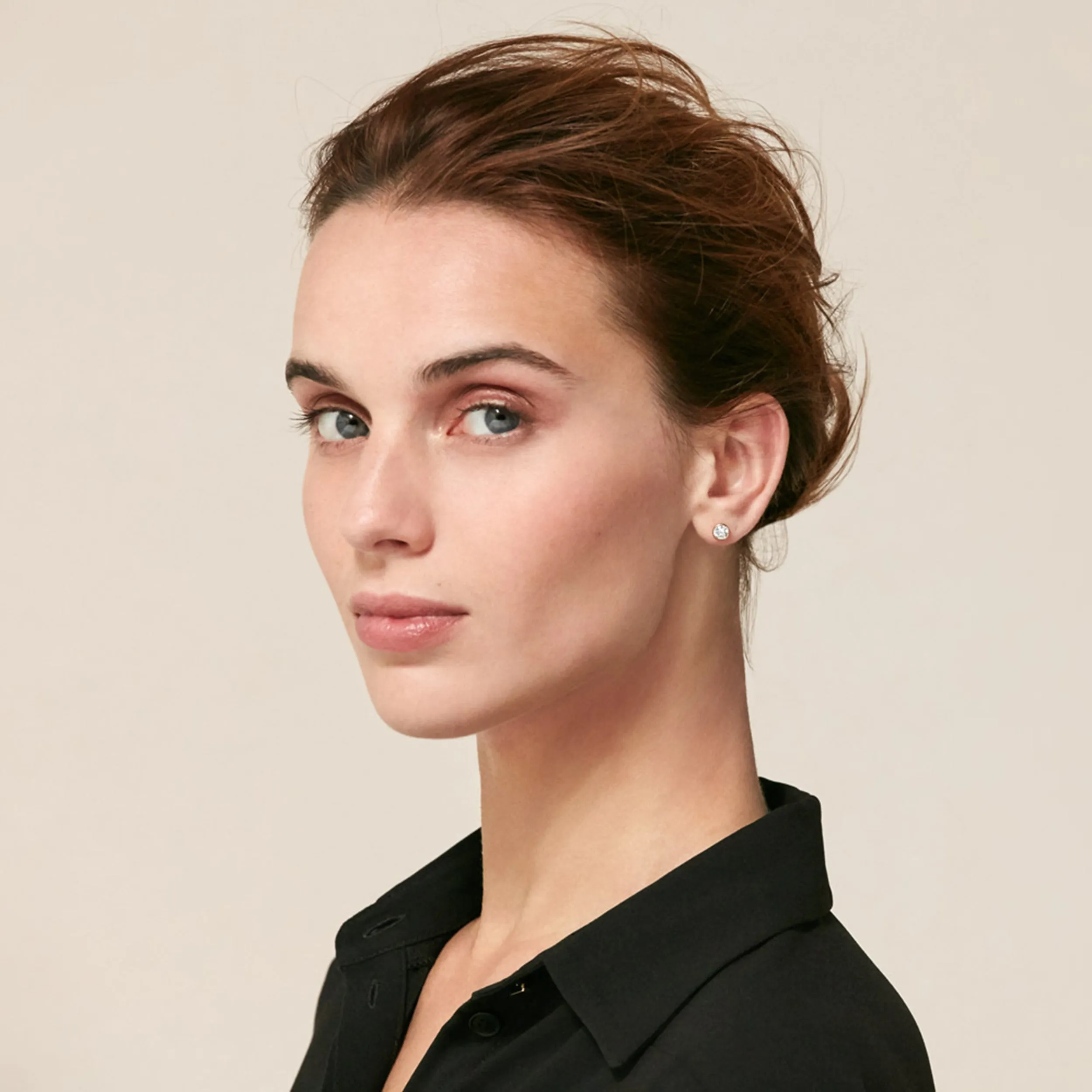 Bezel Earrings :: Gold