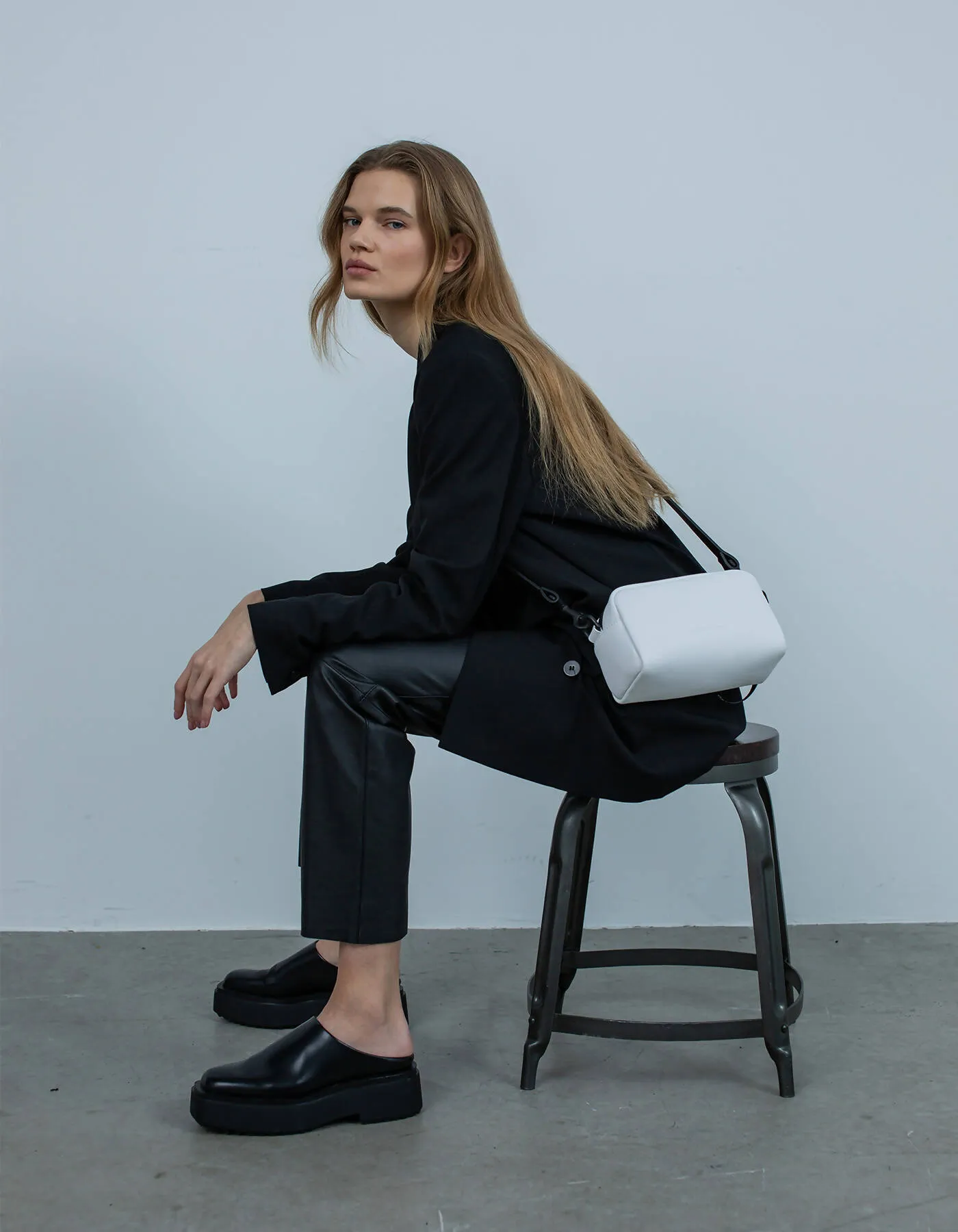 Camera Bag, Small/ Flat Strap 3