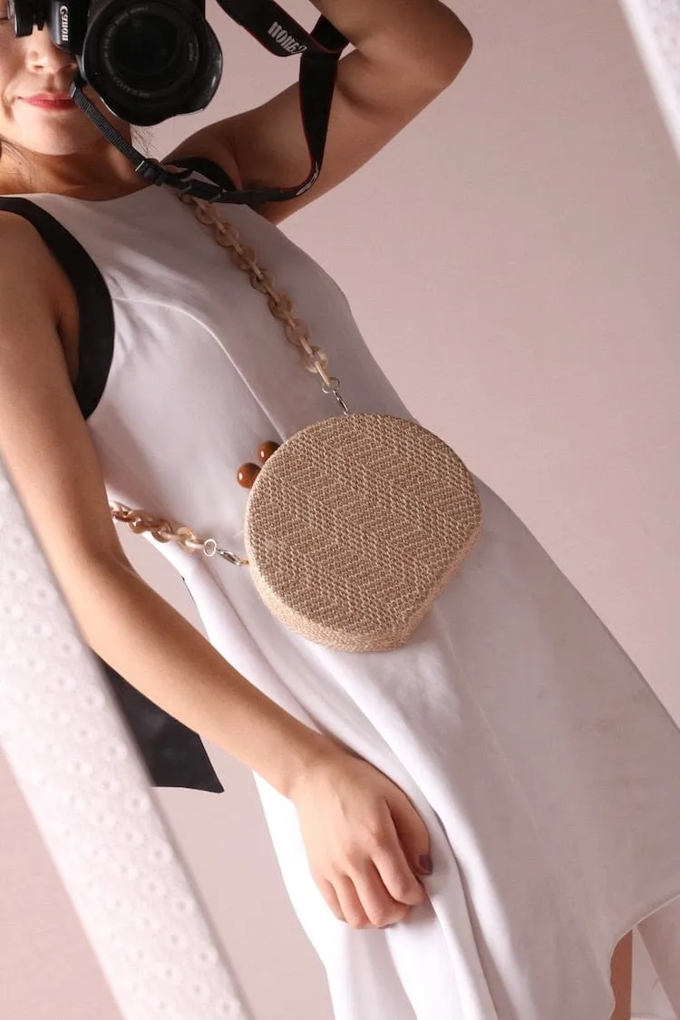 Circular Weave Handbag Beach Bag With Resin Wooden Strip