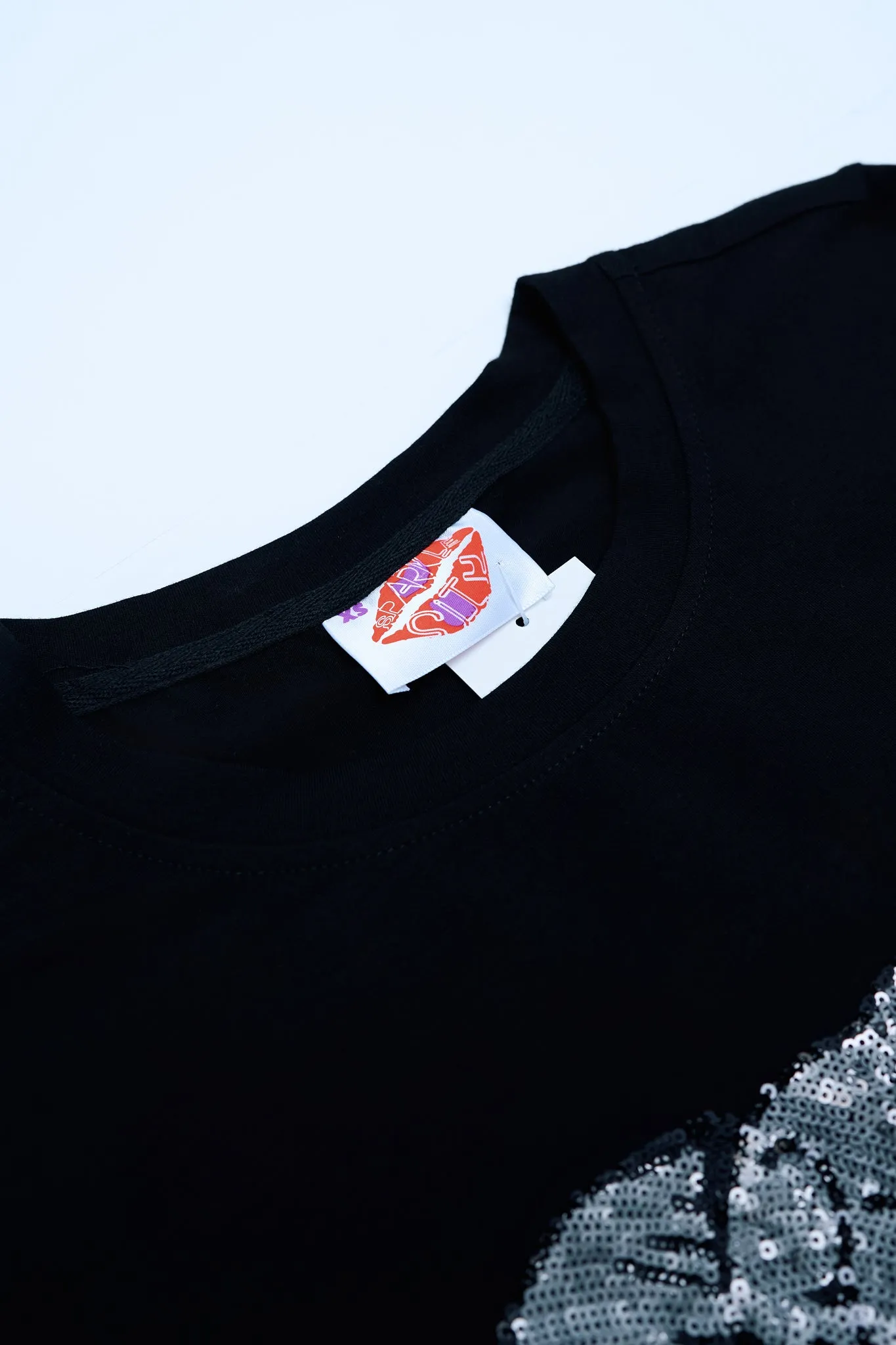 Elephant Head Tee | Black