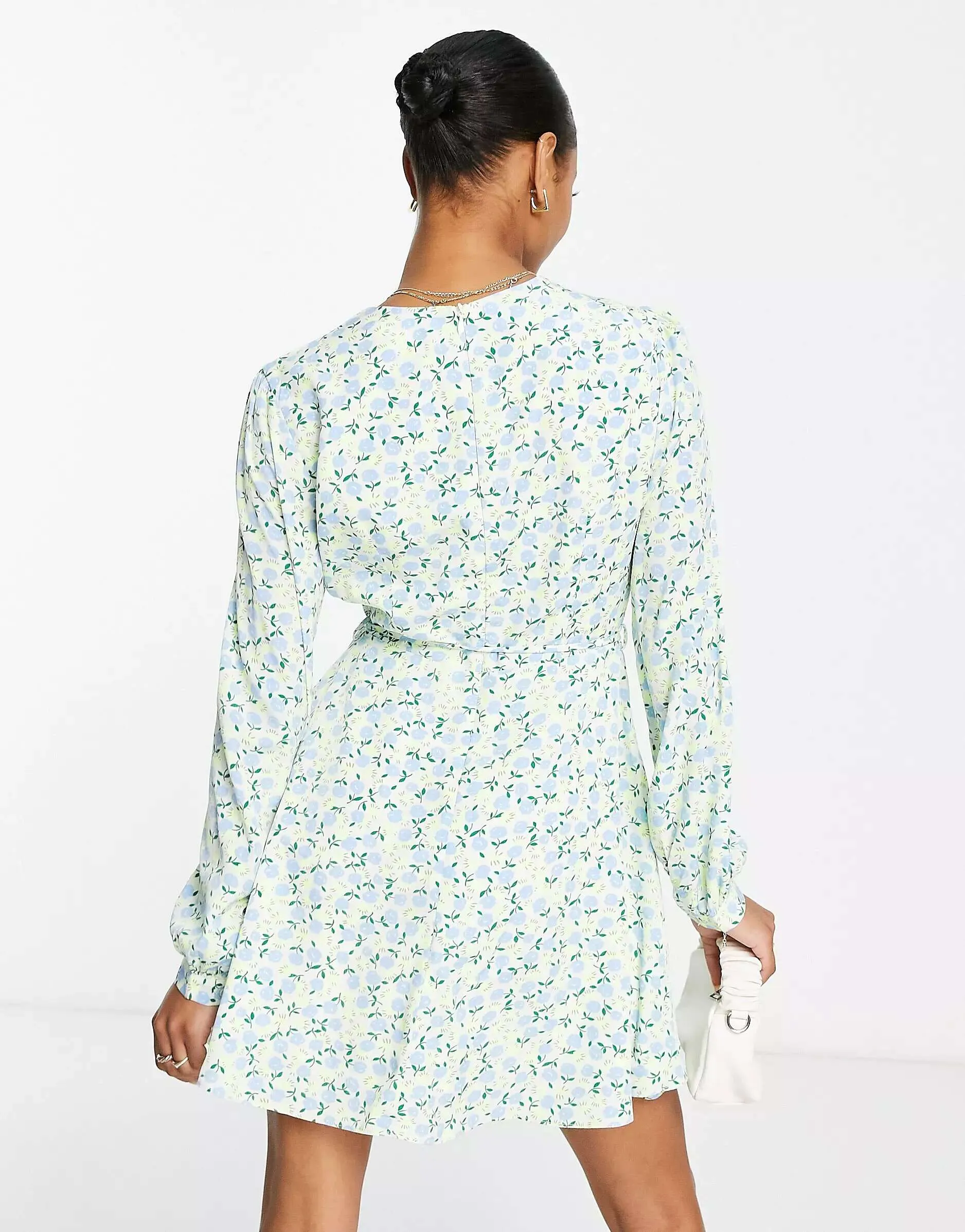Glamorous Petite V-Neck Tea Dress long sleeves and tie at the waist in pastel floral shades Glamorous Petite