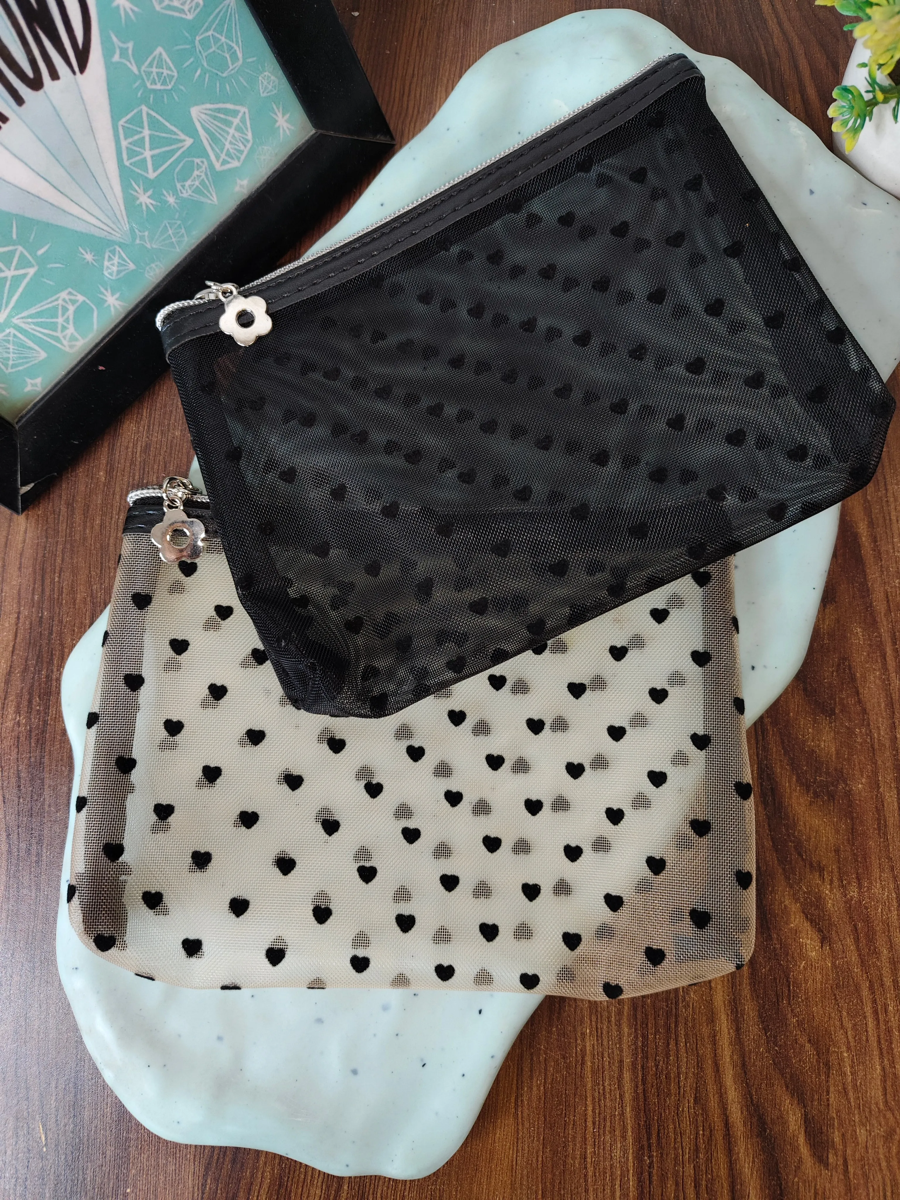 Heart Print Mesh Makeup Bag