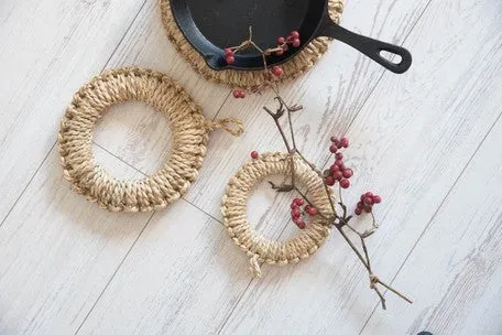 JAPANESE HANDMADE WARA NABESHIKI / STRAW TRIVET (MEDIUM/LARGE)
