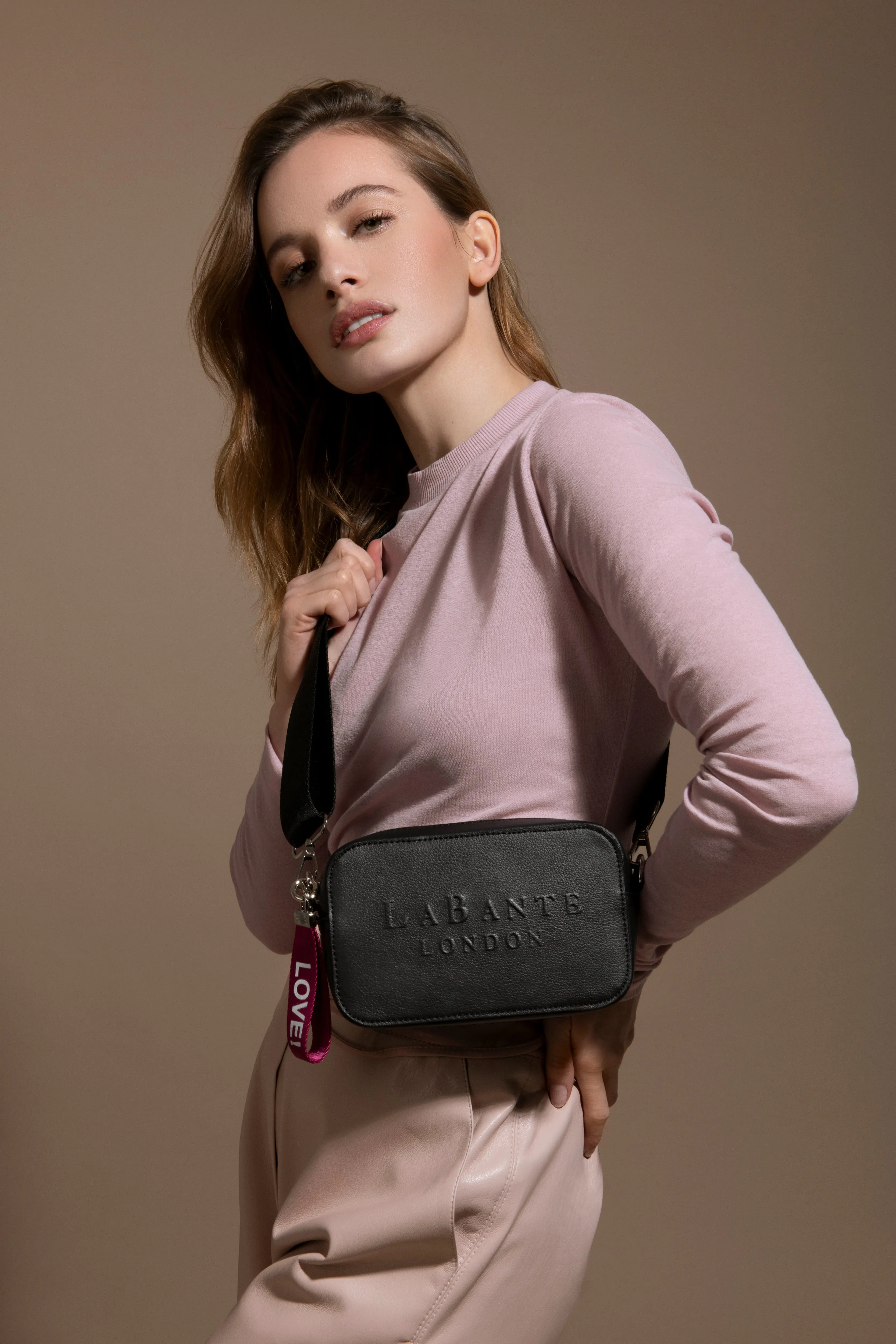 La Bante Everest Vegan Leather Crossbody Camera Bag, Black
