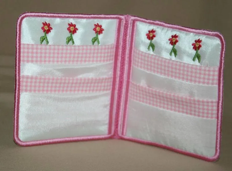 Leisure Bonnet Wallet