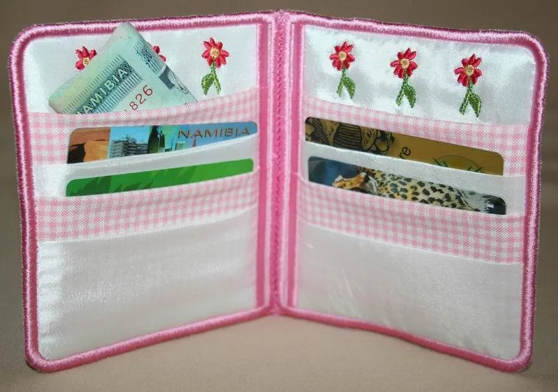 Leisure Bonnet Wallet