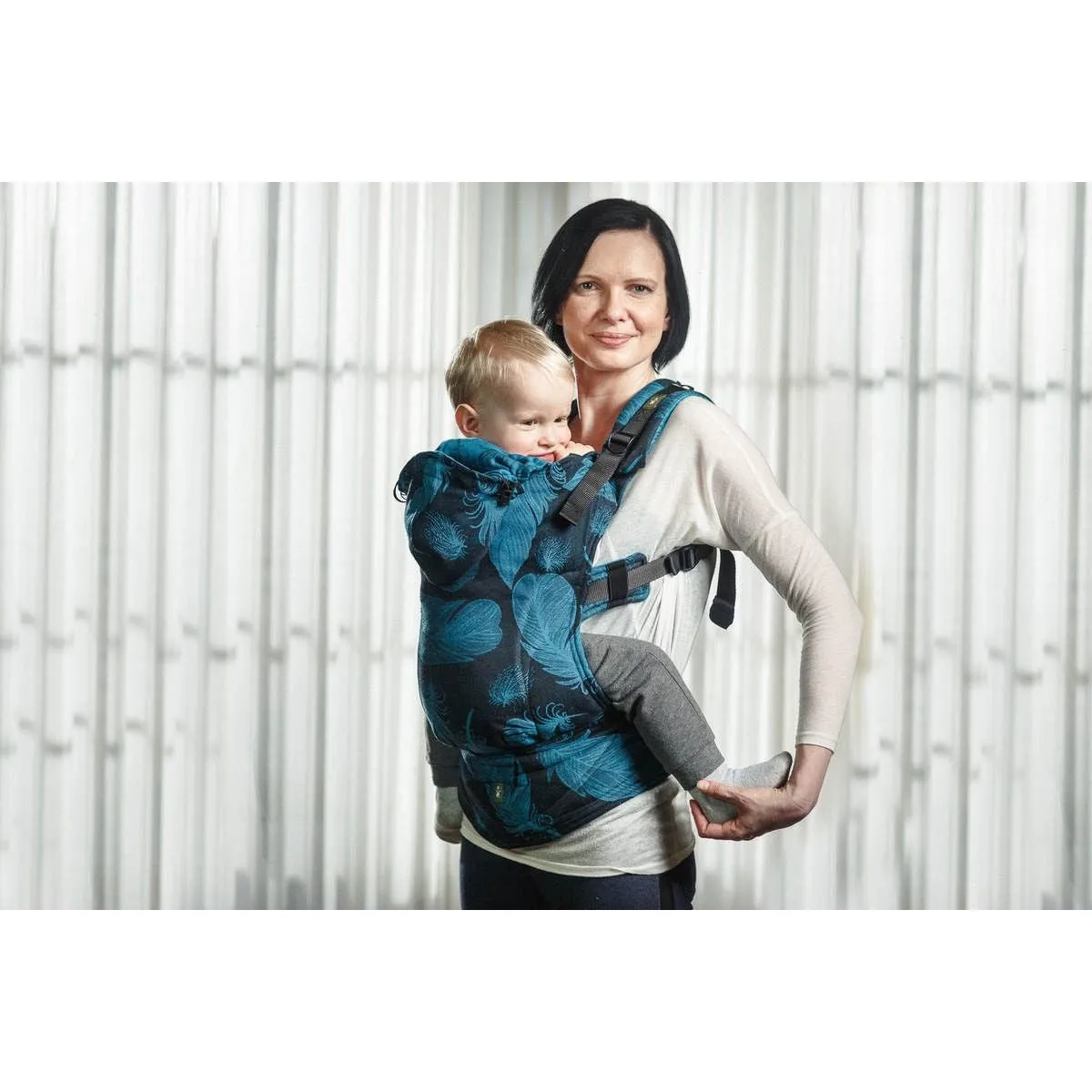 Lenny Lamb Ergonomic Carrier (BABY) - Feathers Turquoise & Black - Second Generation.
