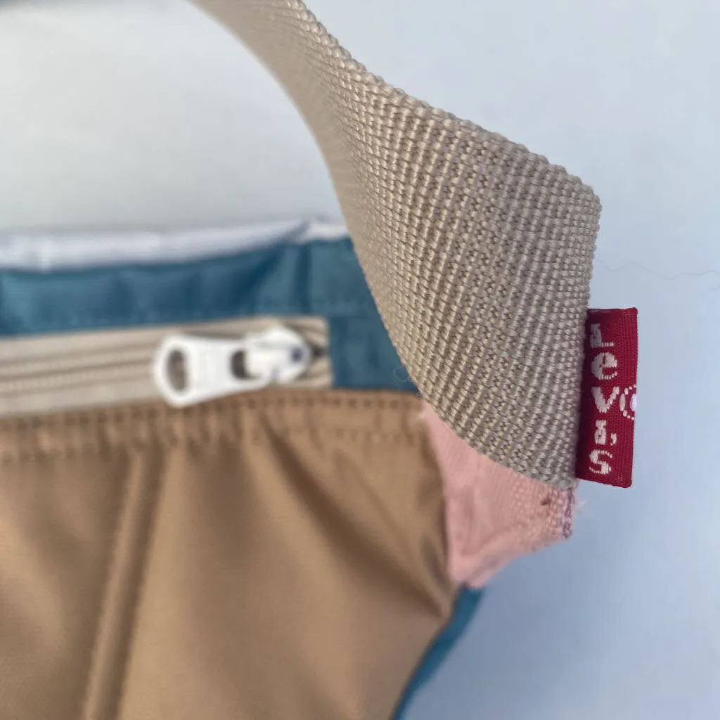 Levis Fanny Pack