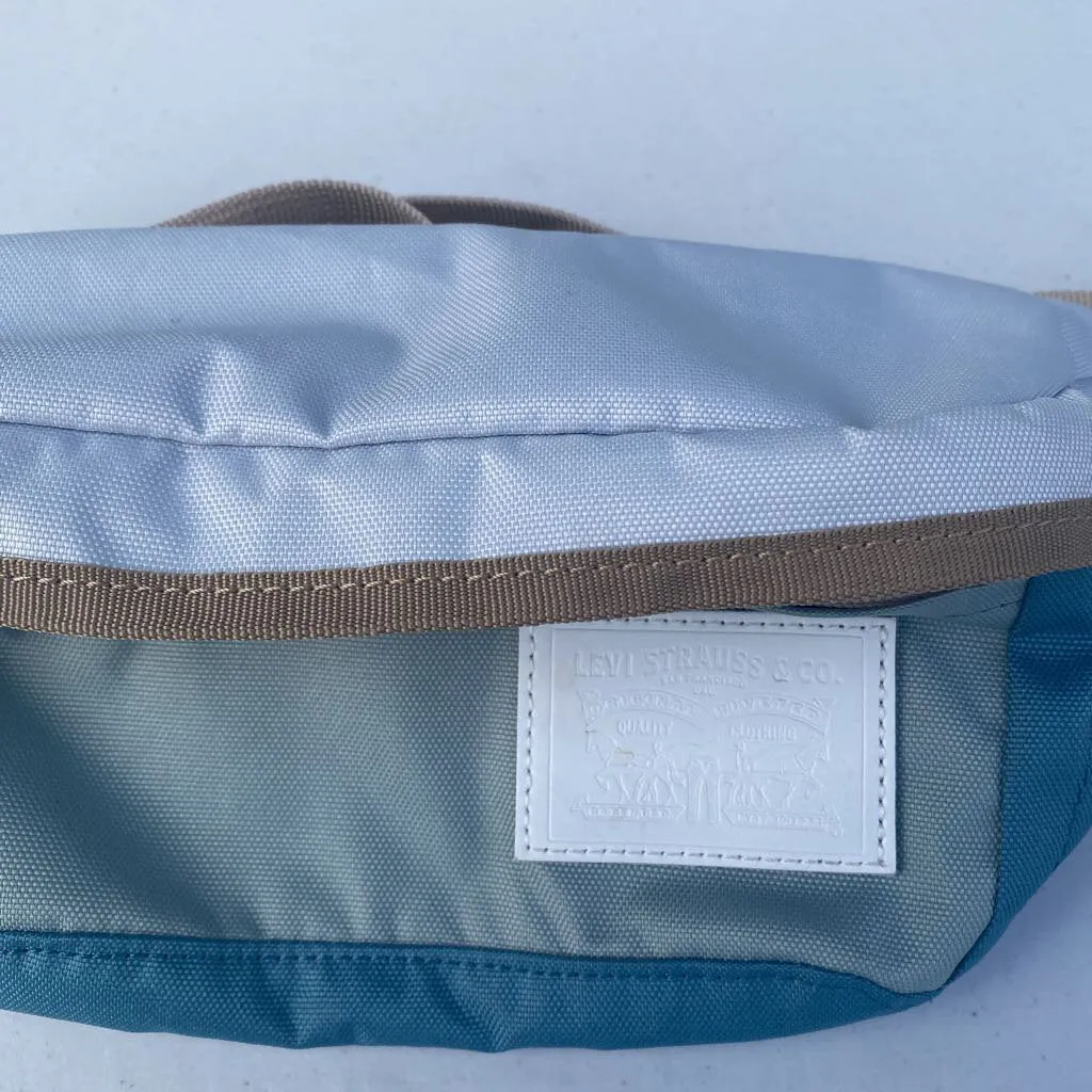 Levis Fanny Pack