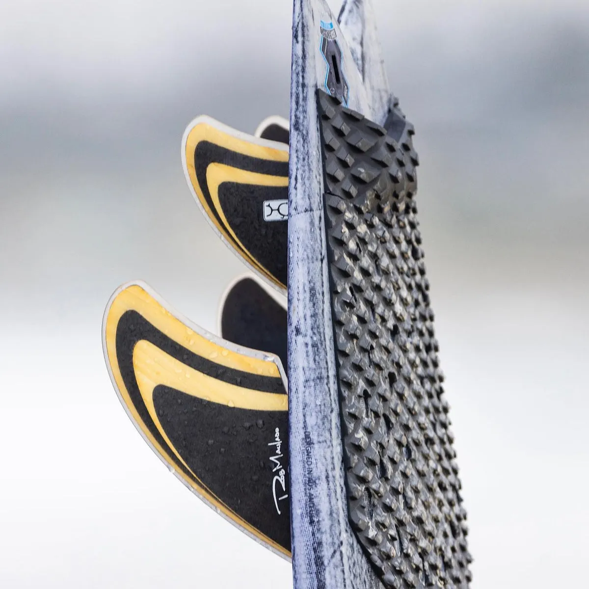 Machado Seaside 5'11 - Volcanic - Futures