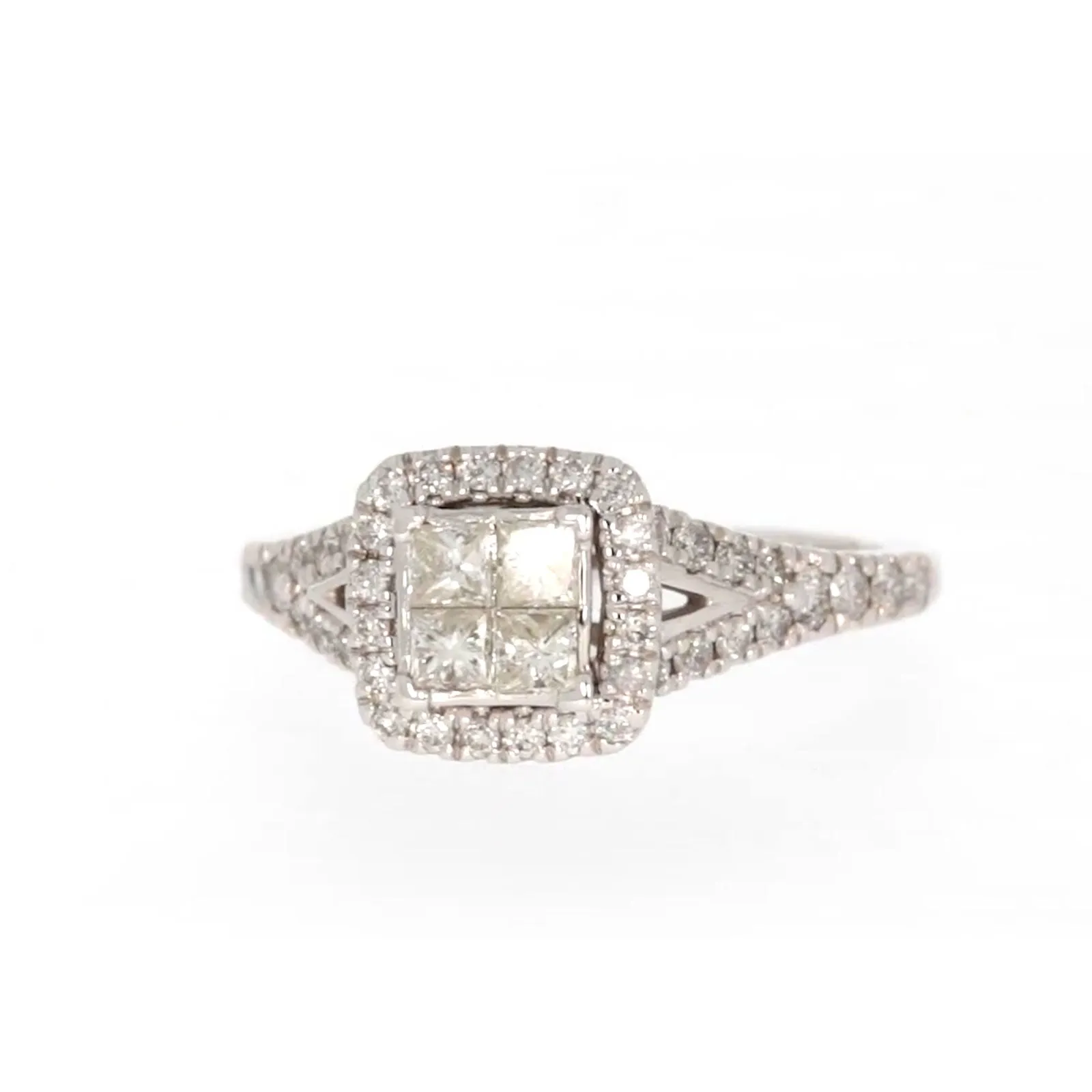 New York 14ct White Gold Princess & Round Brilliant Cut 0.85 Carat tw of Diamonds Ring