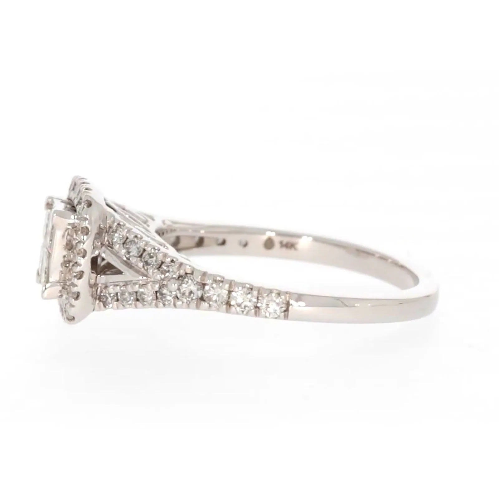New York 14ct White Gold Princess & Round Brilliant Cut 0.85 Carat tw of Diamonds Ring