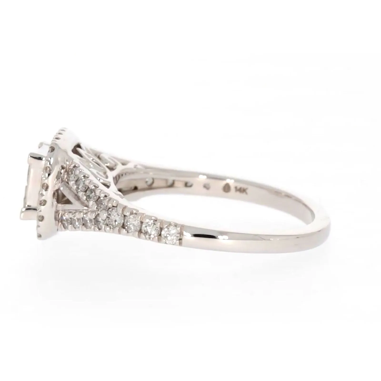 New York 14ct White Gold Princess & Round Brilliant Cut 0.85 Carat tw of Diamonds Ring