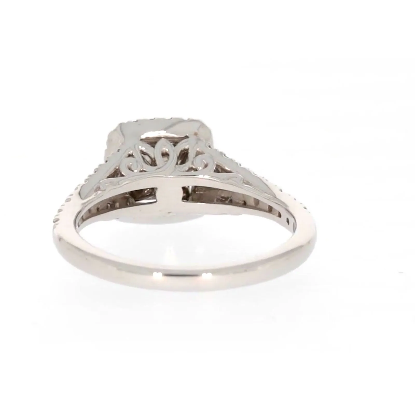 New York 14ct White Gold Princess & Round Brilliant Cut 0.85 Carat tw of Diamonds Ring