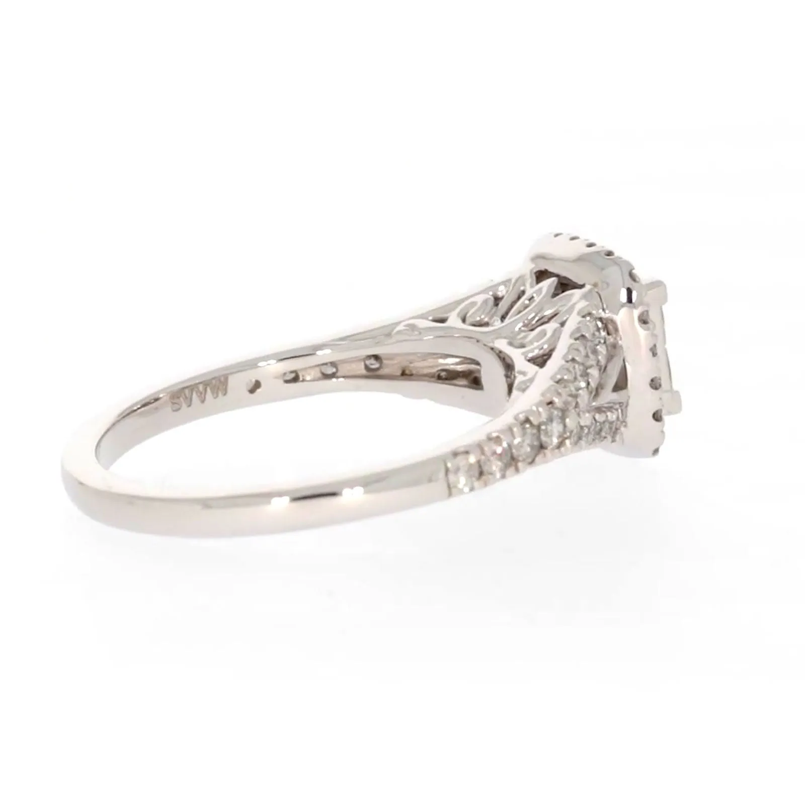 New York 14ct White Gold Princess & Round Brilliant Cut 0.85 Carat tw of Diamonds Ring