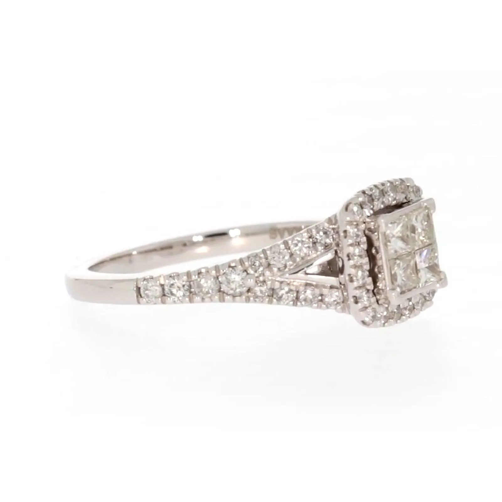 New York 14ct White Gold Princess & Round Brilliant Cut 0.85 Carat tw of Diamonds Ring