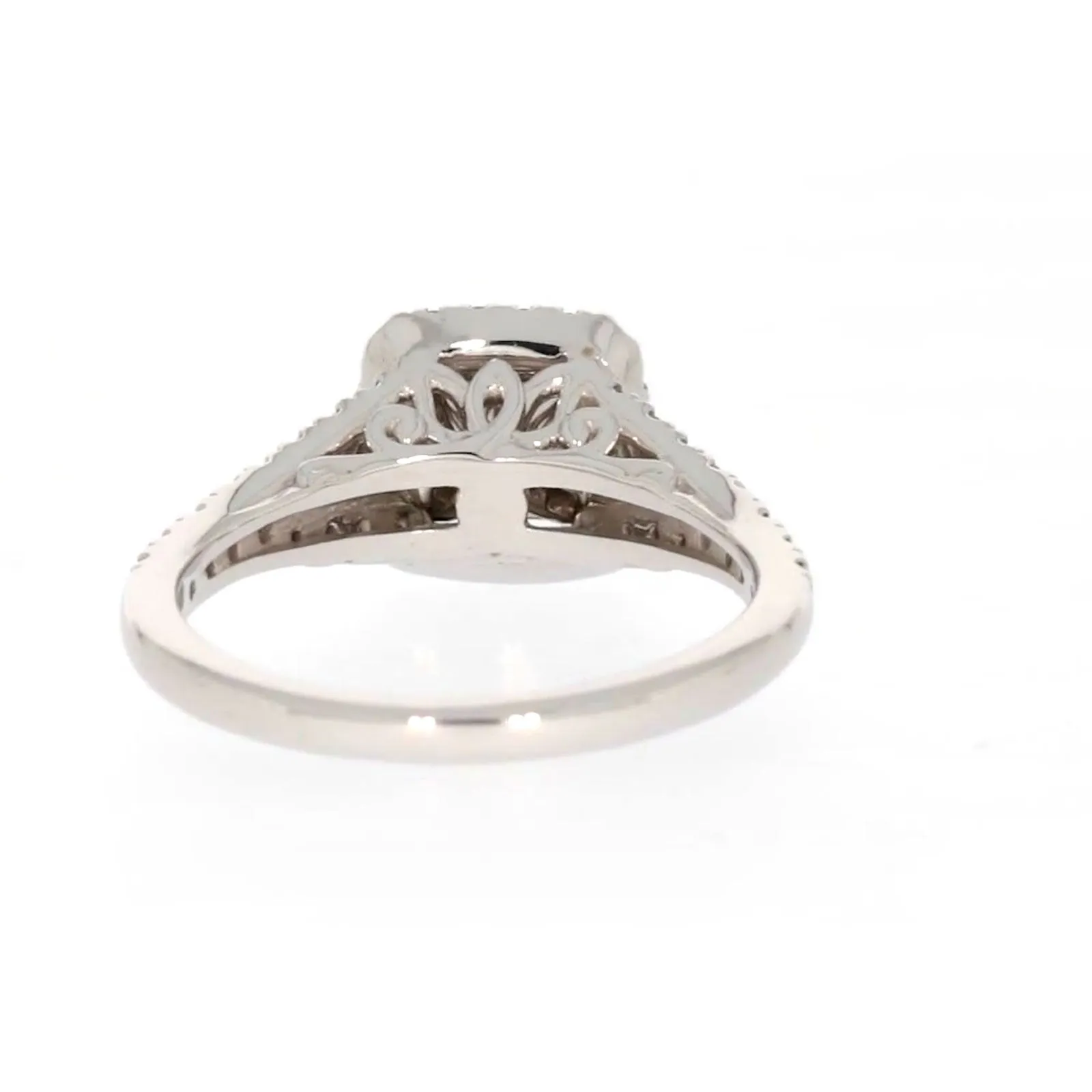 New York 14ct White Gold Princess & Round Brilliant Cut 0.85 Carat tw of Diamonds Ring