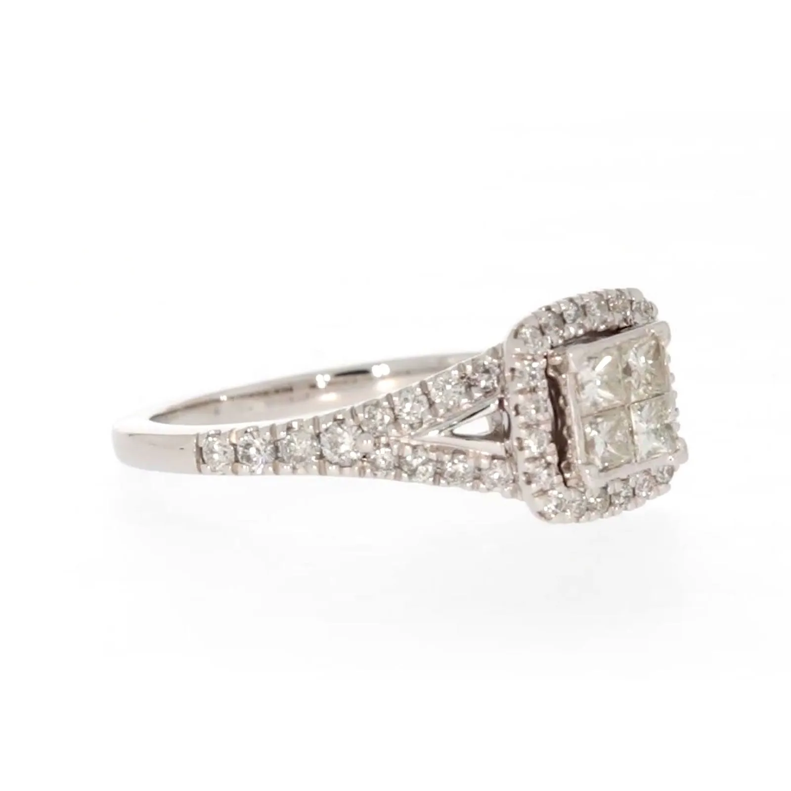 New York 14ct White Gold Princess & Round Brilliant Cut 0.85 Carat tw of Diamonds Ring