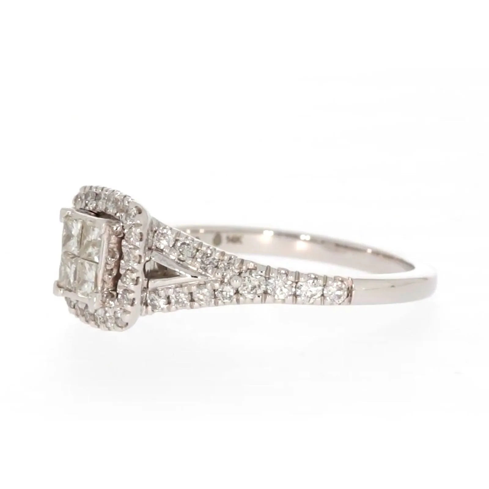 New York 14ct White Gold Princess & Round Brilliant Cut 0.85 Carat tw of Diamonds Ring