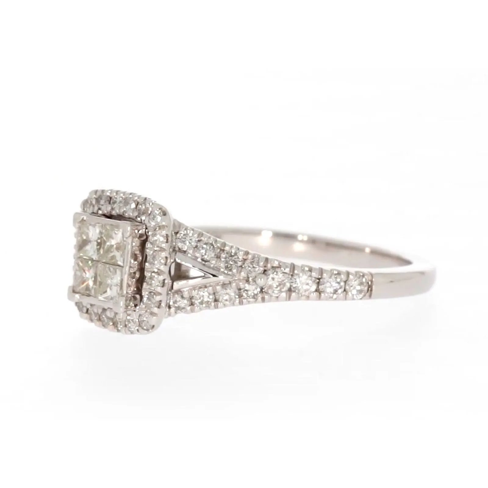 New York 14ct White Gold Princess & Round Brilliant Cut 0.85 Carat tw of Diamonds Ring