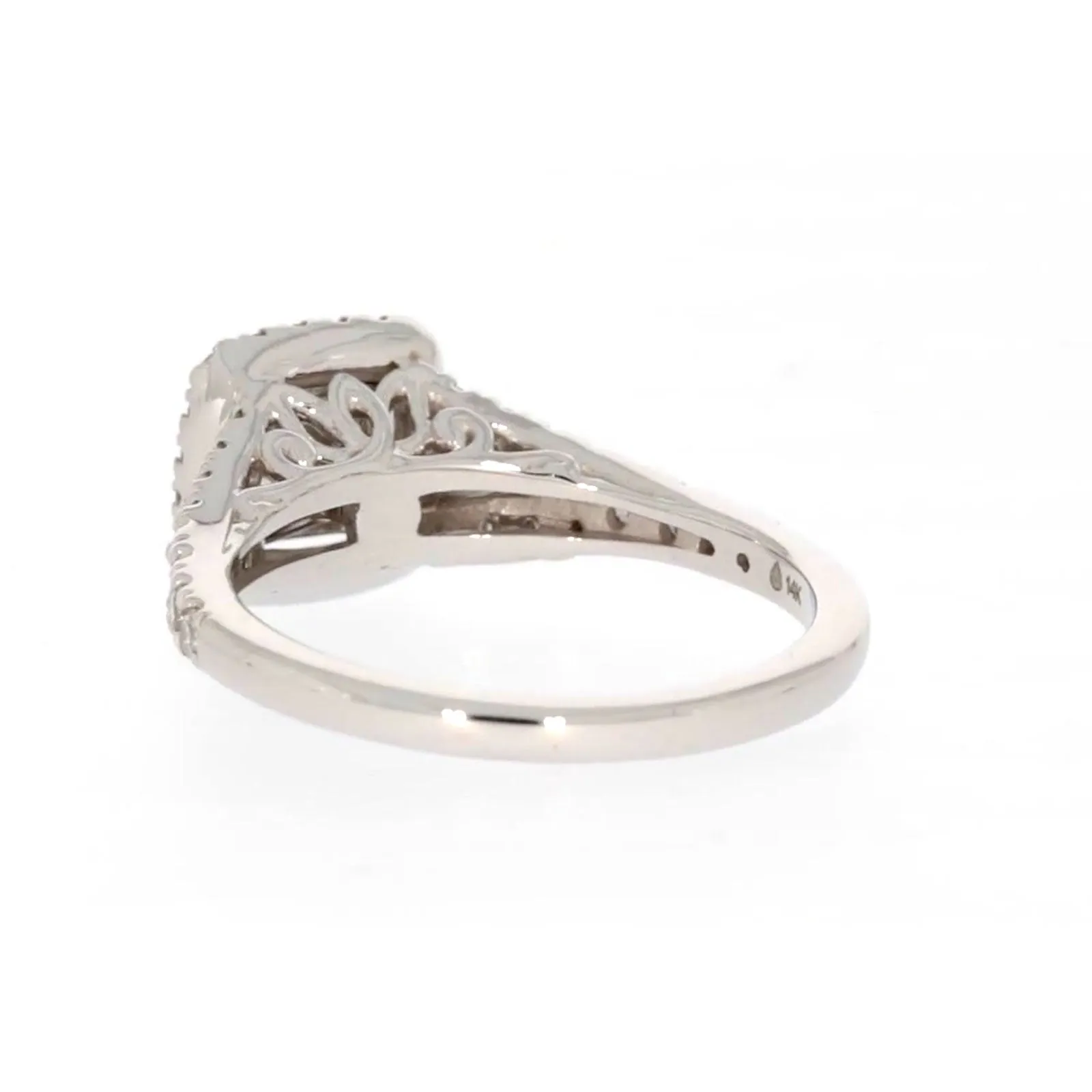New York 14ct White Gold Princess & Round Brilliant Cut 0.85 Carat tw of Diamonds Ring