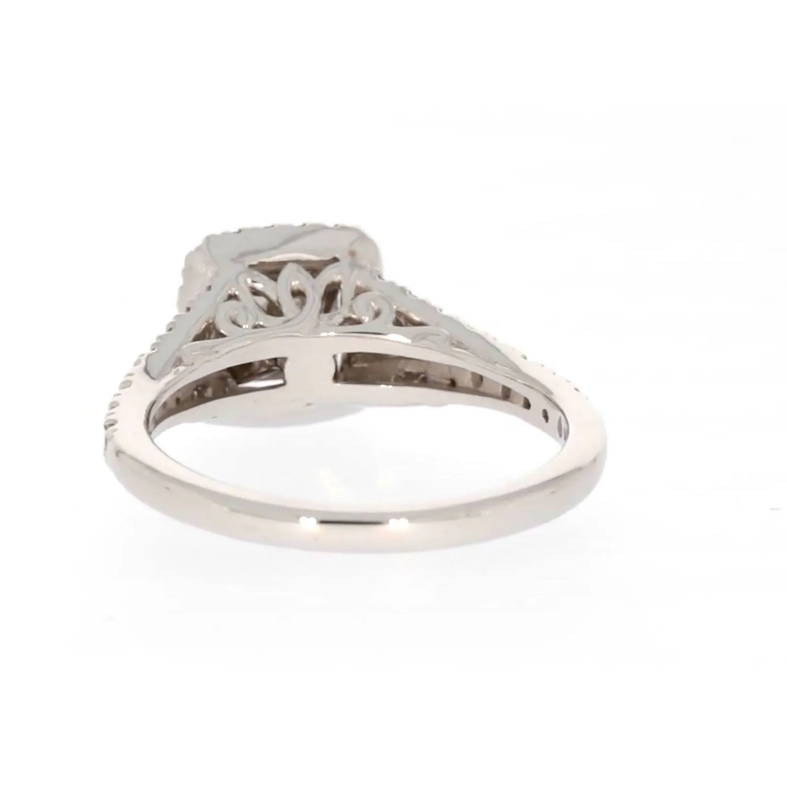 New York 14ct White Gold Princess & Round Brilliant Cut 0.85 Carat tw of Diamonds Ring