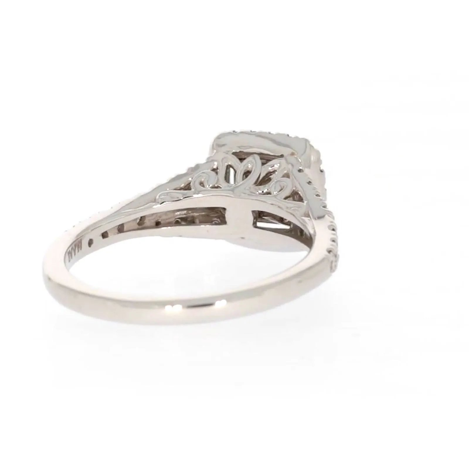 New York 14ct White Gold Princess & Round Brilliant Cut 0.85 Carat tw of Diamonds Ring