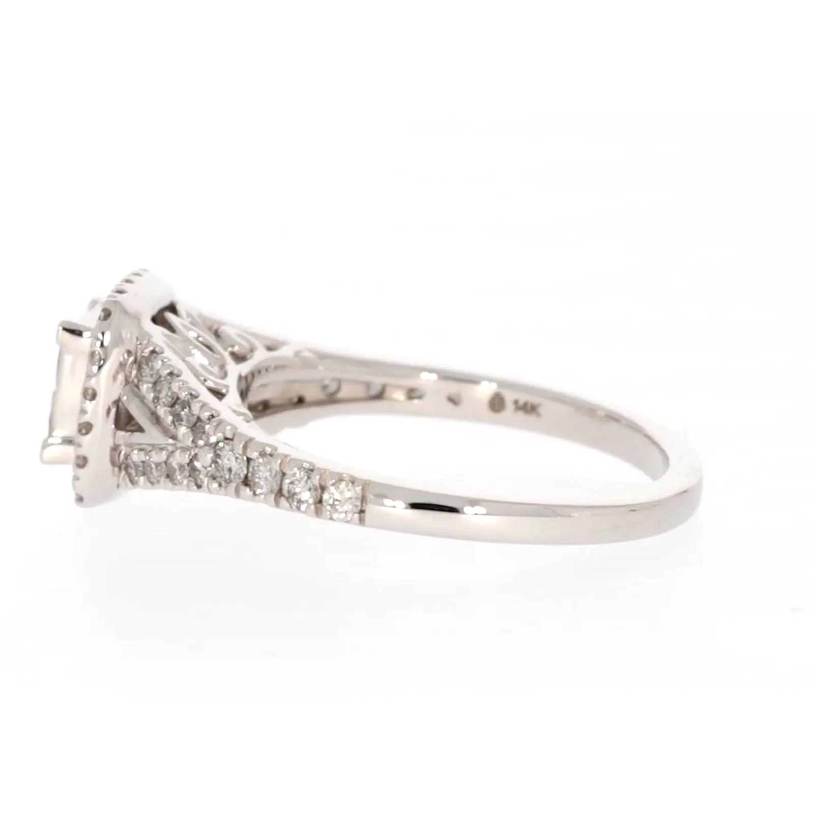 New York 14ct White Gold Princess & Round Brilliant Cut 0.85 Carat tw of Diamonds Ring