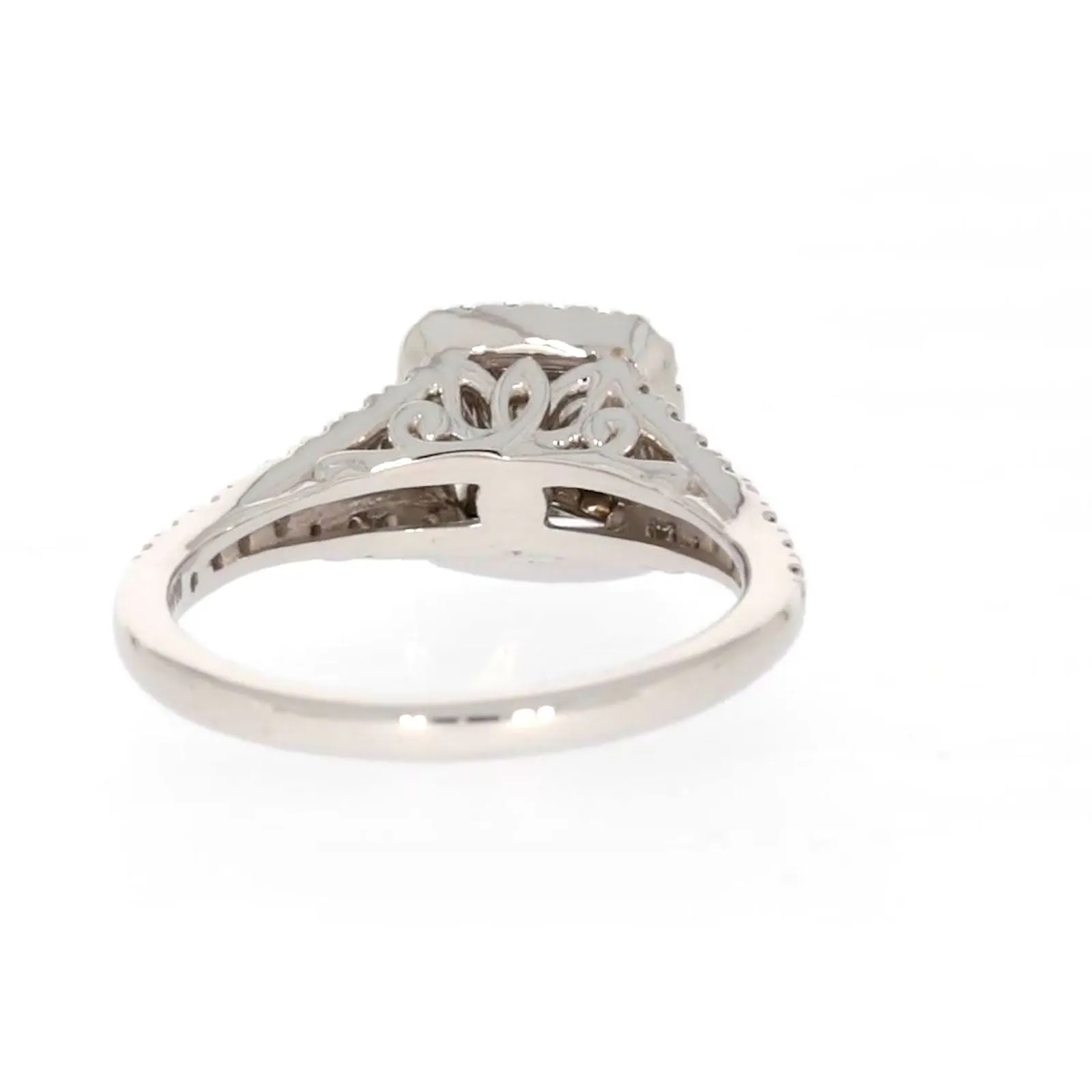 New York 14ct White Gold Princess & Round Brilliant Cut 0.85 Carat tw of Diamonds Ring