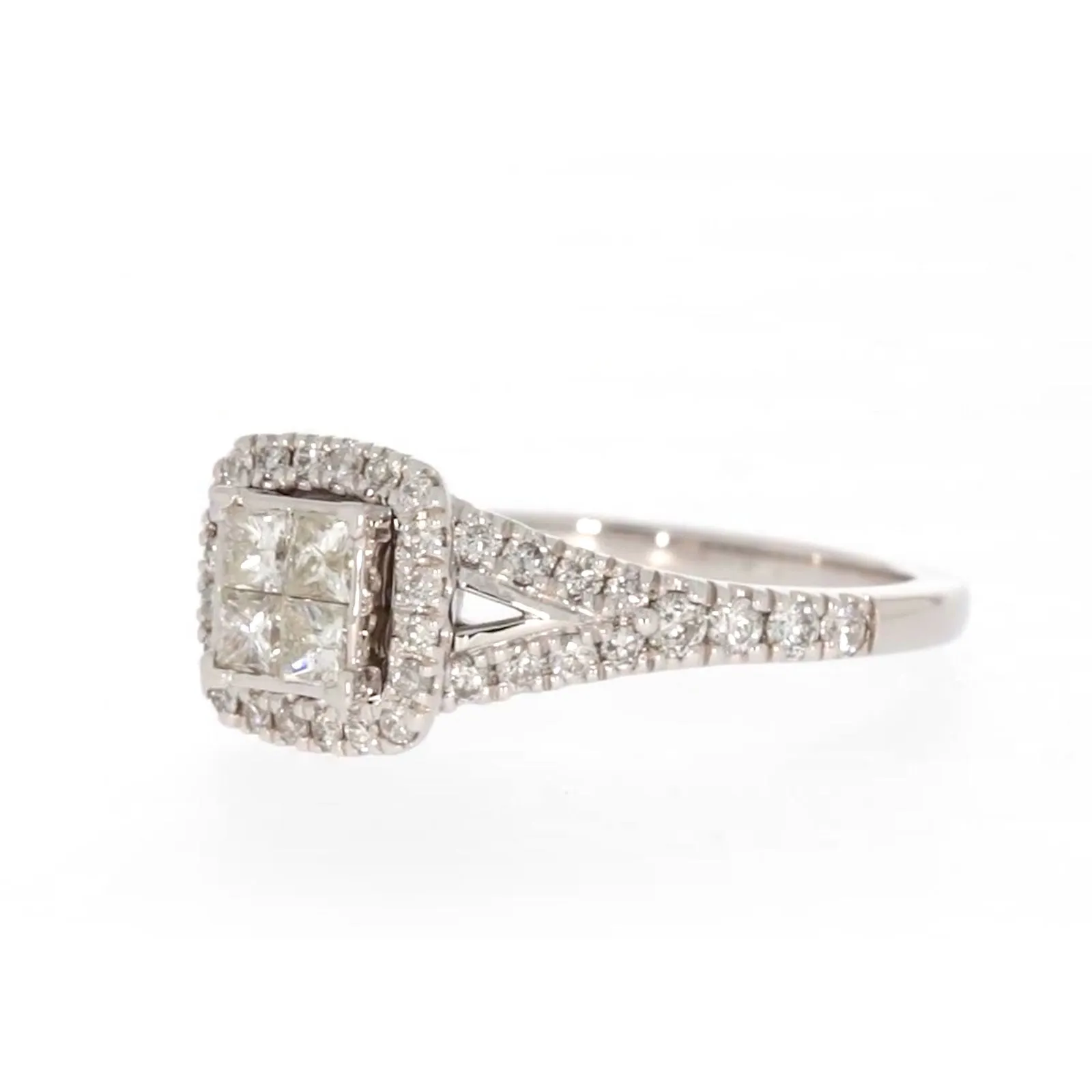 New York 14ct White Gold Princess & Round Brilliant Cut 0.85 Carat tw of Diamonds Ring