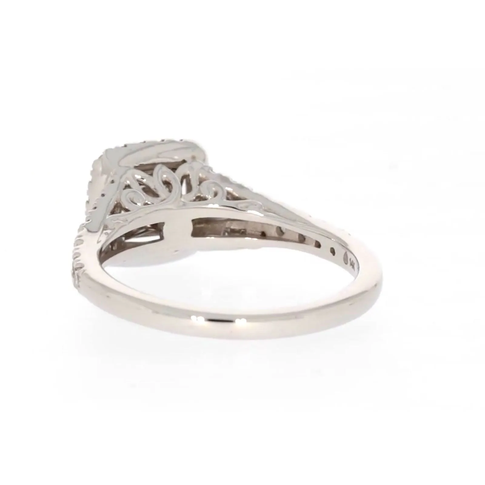 New York 14ct White Gold Princess & Round Brilliant Cut 0.85 Carat tw of Diamonds Ring