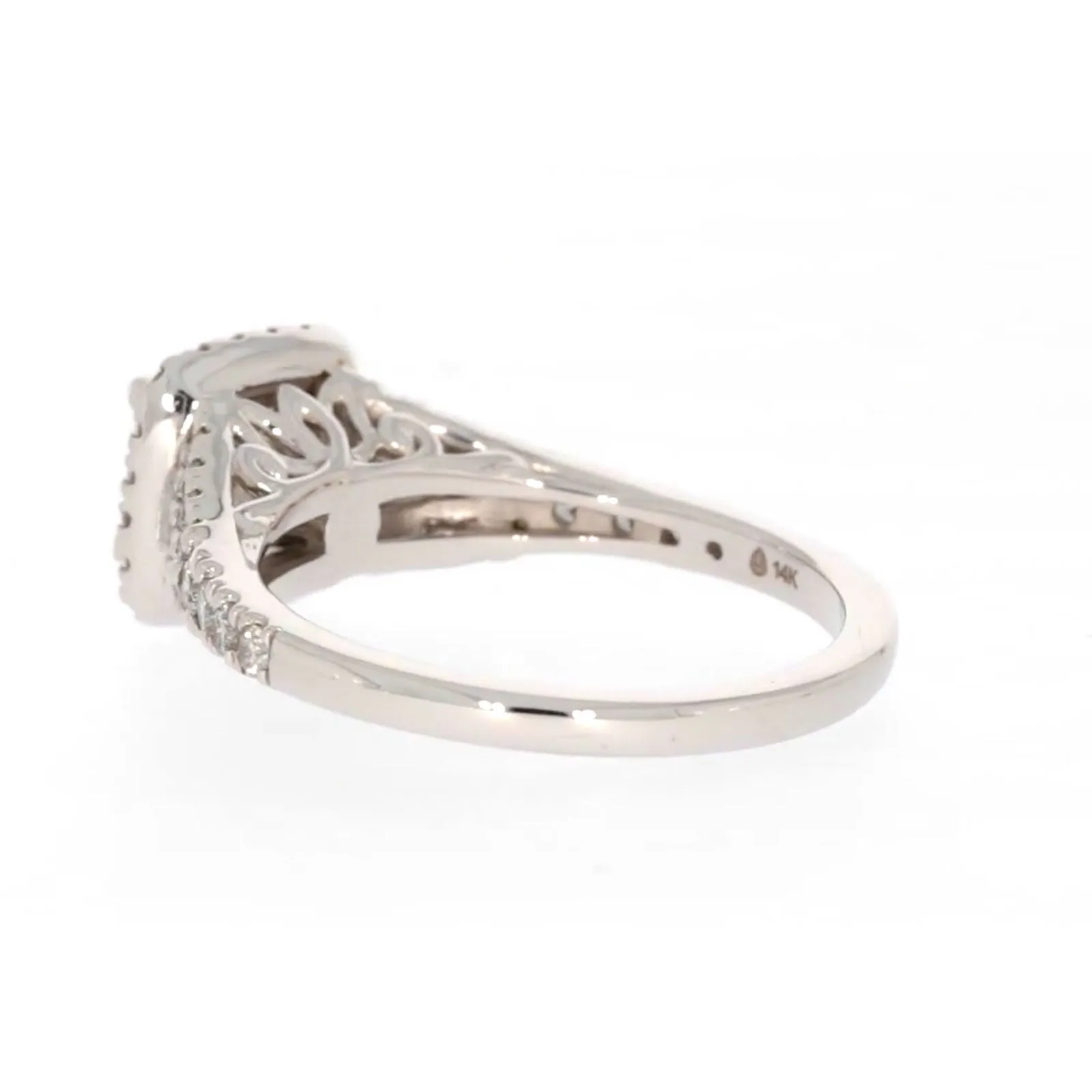 New York 14ct White Gold Princess & Round Brilliant Cut 0.85 Carat tw of Diamonds Ring