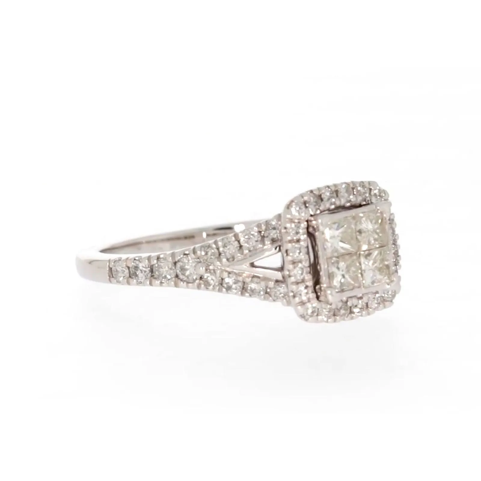 New York 14ct White Gold Princess & Round Brilliant Cut 0.85 Carat tw of Diamonds Ring