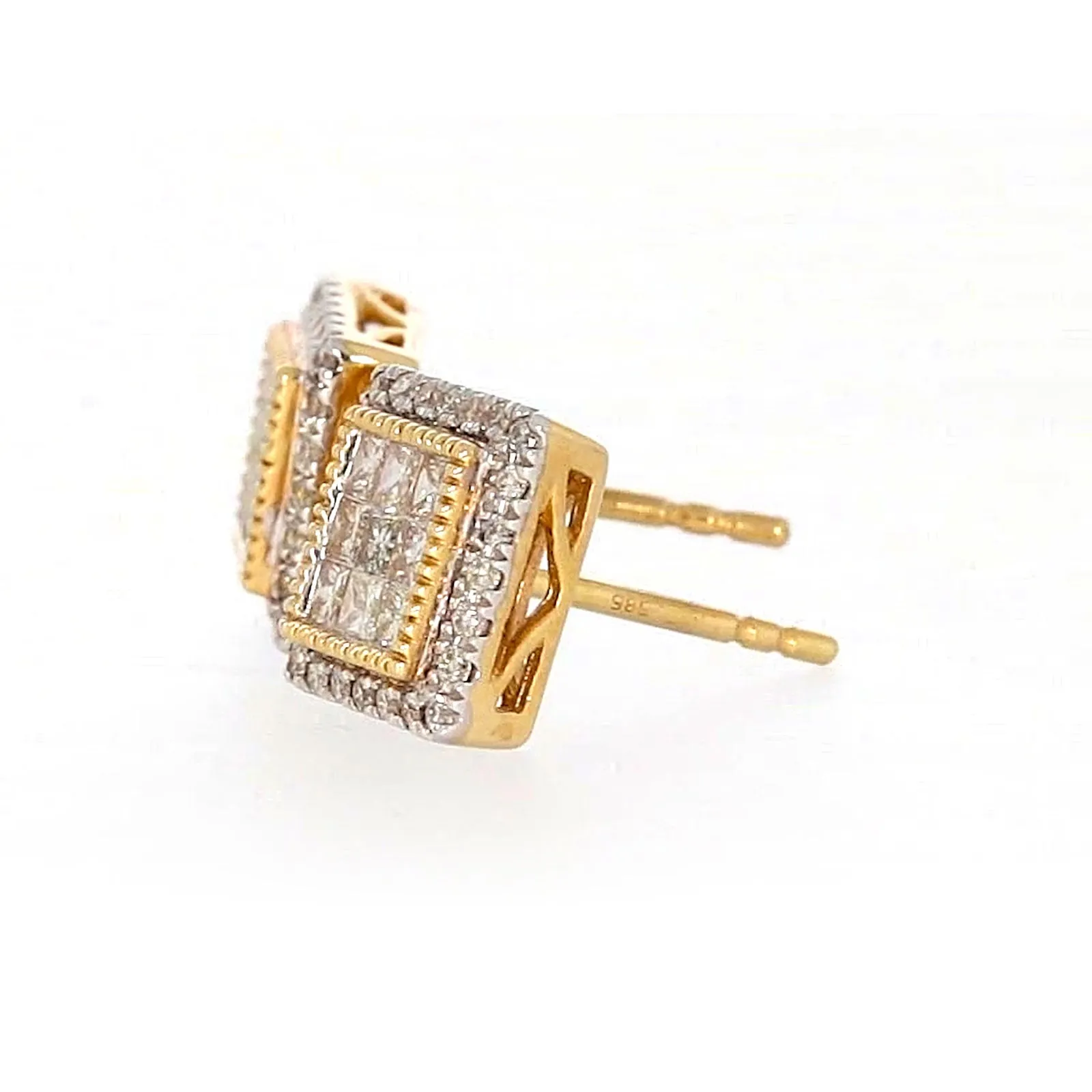 New York 14ct Yellow Gold Round Brilliant & Princess Cut 3/4 CARAT tw of Diamonds Stud Earrings