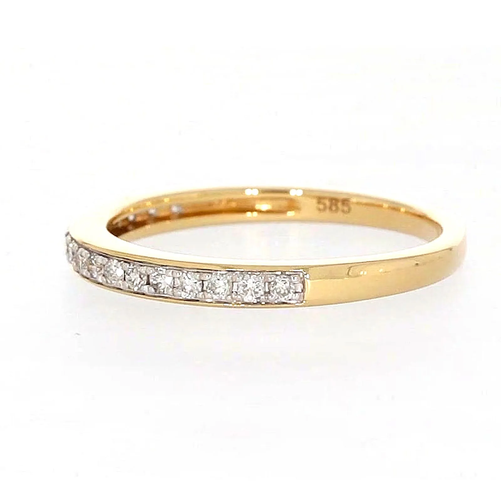 New York 14ct Yellow Gold Round Brilliant Cut 1/4 Carat tw of Diamonds Ring