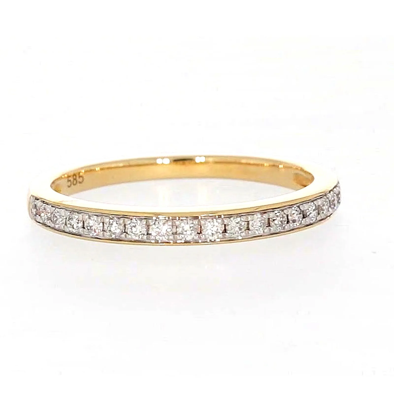 New York 14ct Yellow Gold Round Brilliant Cut 1/4 Carat tw of Diamonds Ring