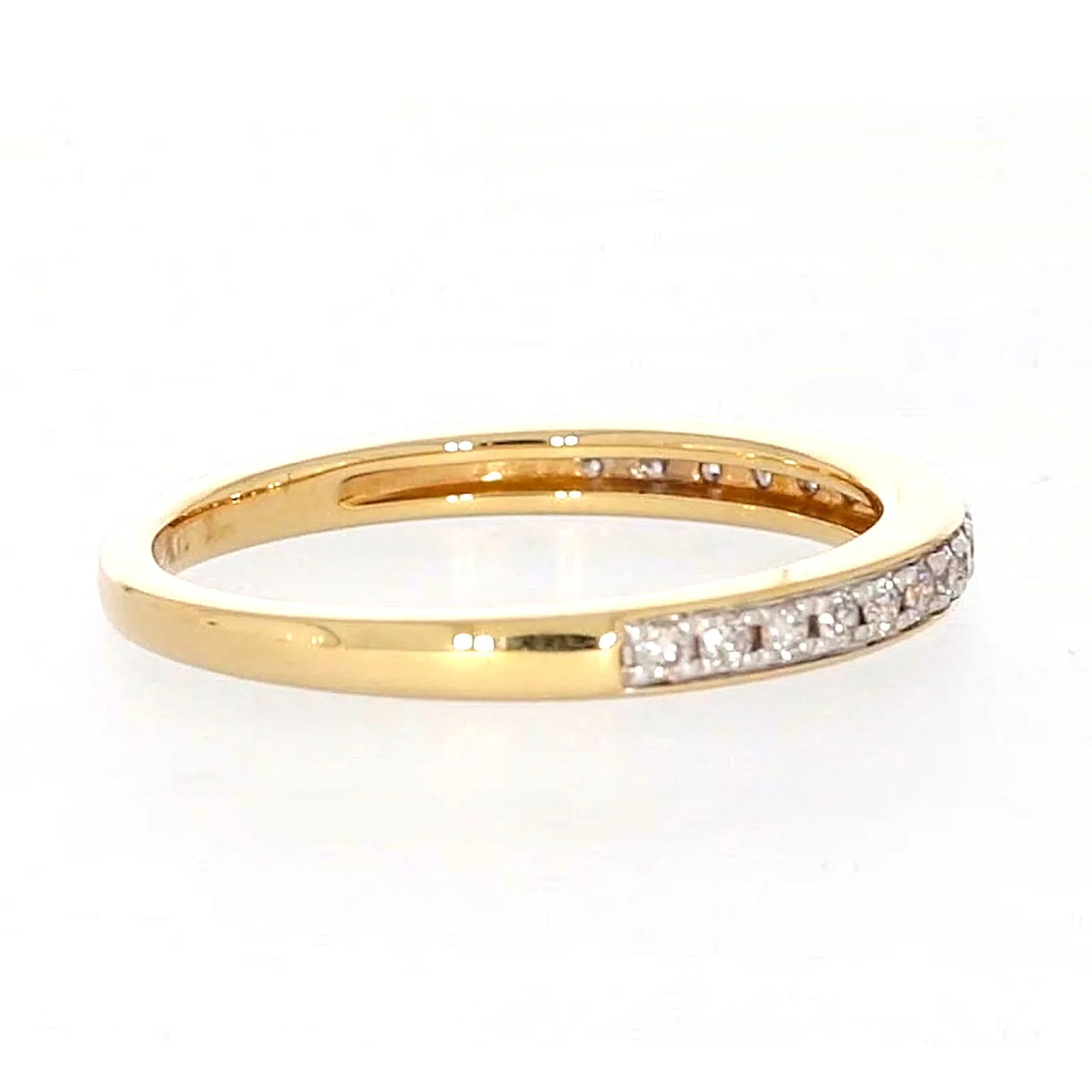 New York 14ct Yellow Gold Round Brilliant Cut 1/4 Carat tw of Diamonds Ring