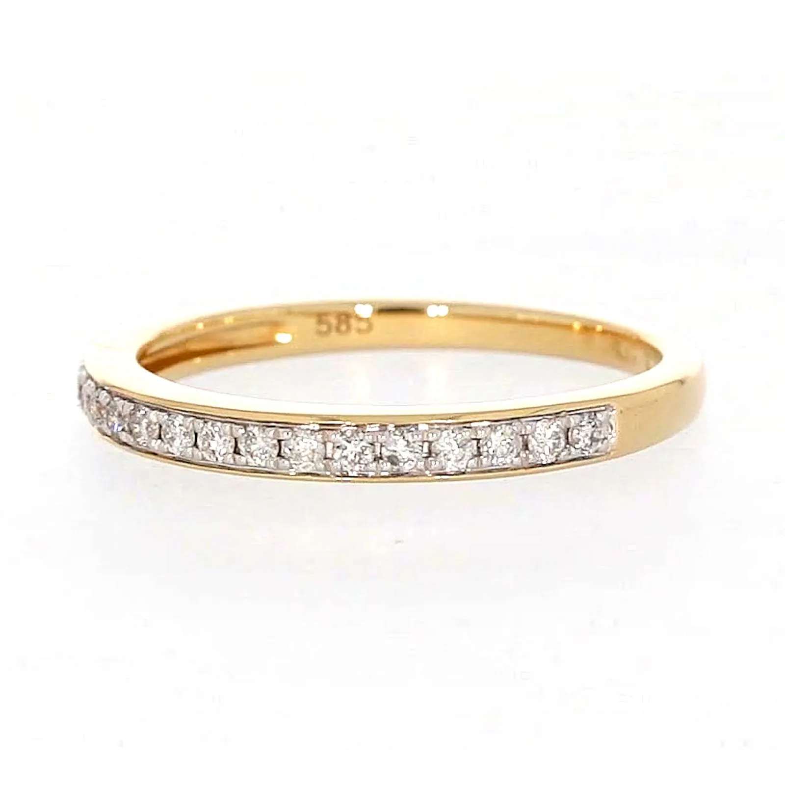 New York 14ct Yellow Gold Round Brilliant Cut 1/4 Carat tw of Diamonds Ring