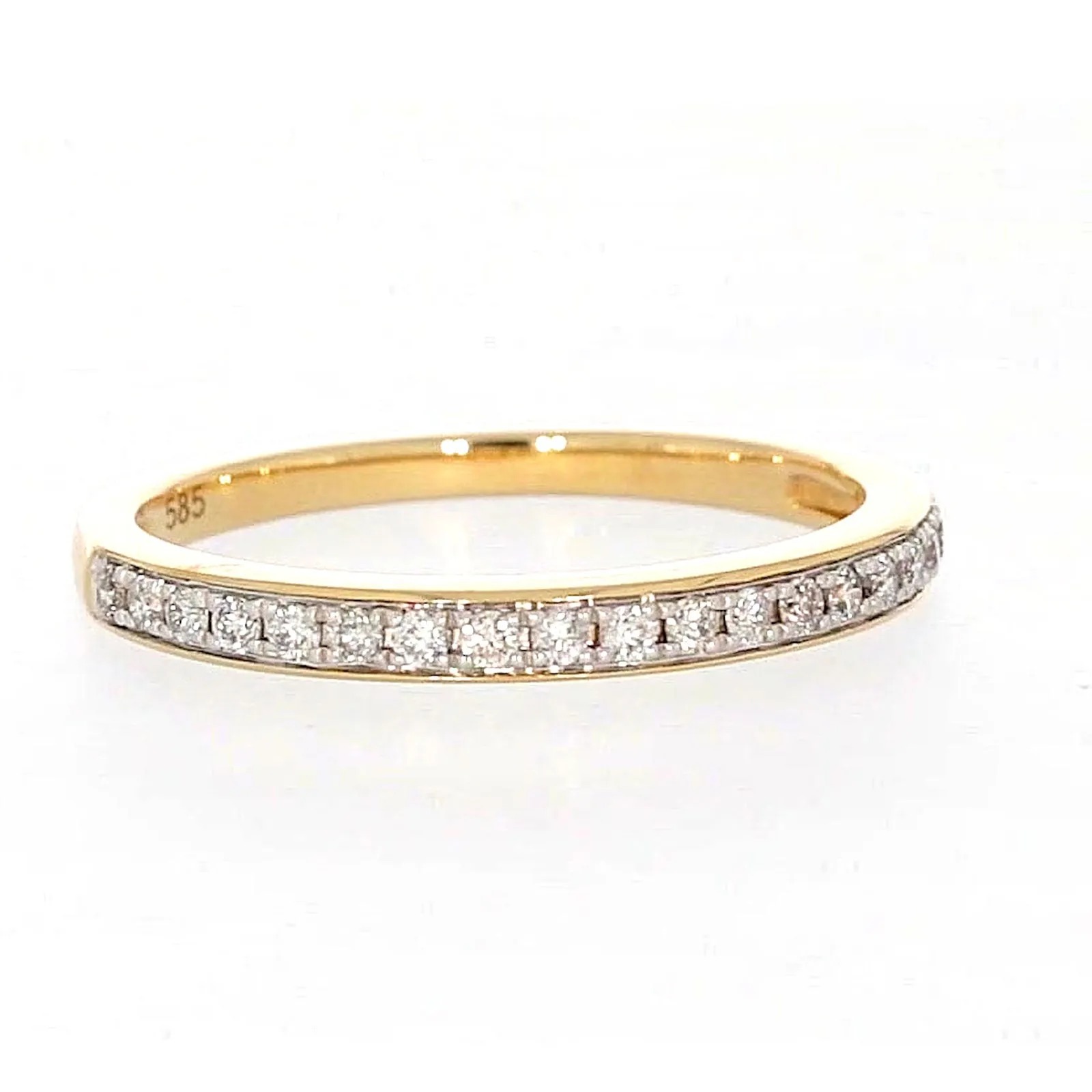 New York 14ct Yellow Gold Round Brilliant Cut 1/4 Carat tw of Diamonds Ring
