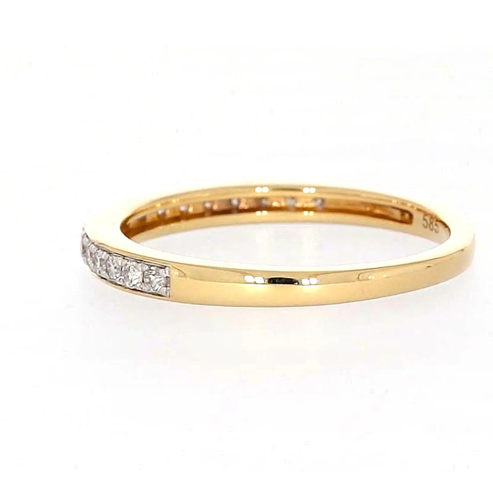New York 14ct Yellow Gold Round Brilliant Cut 1/4 Carat tw of Diamonds Ring