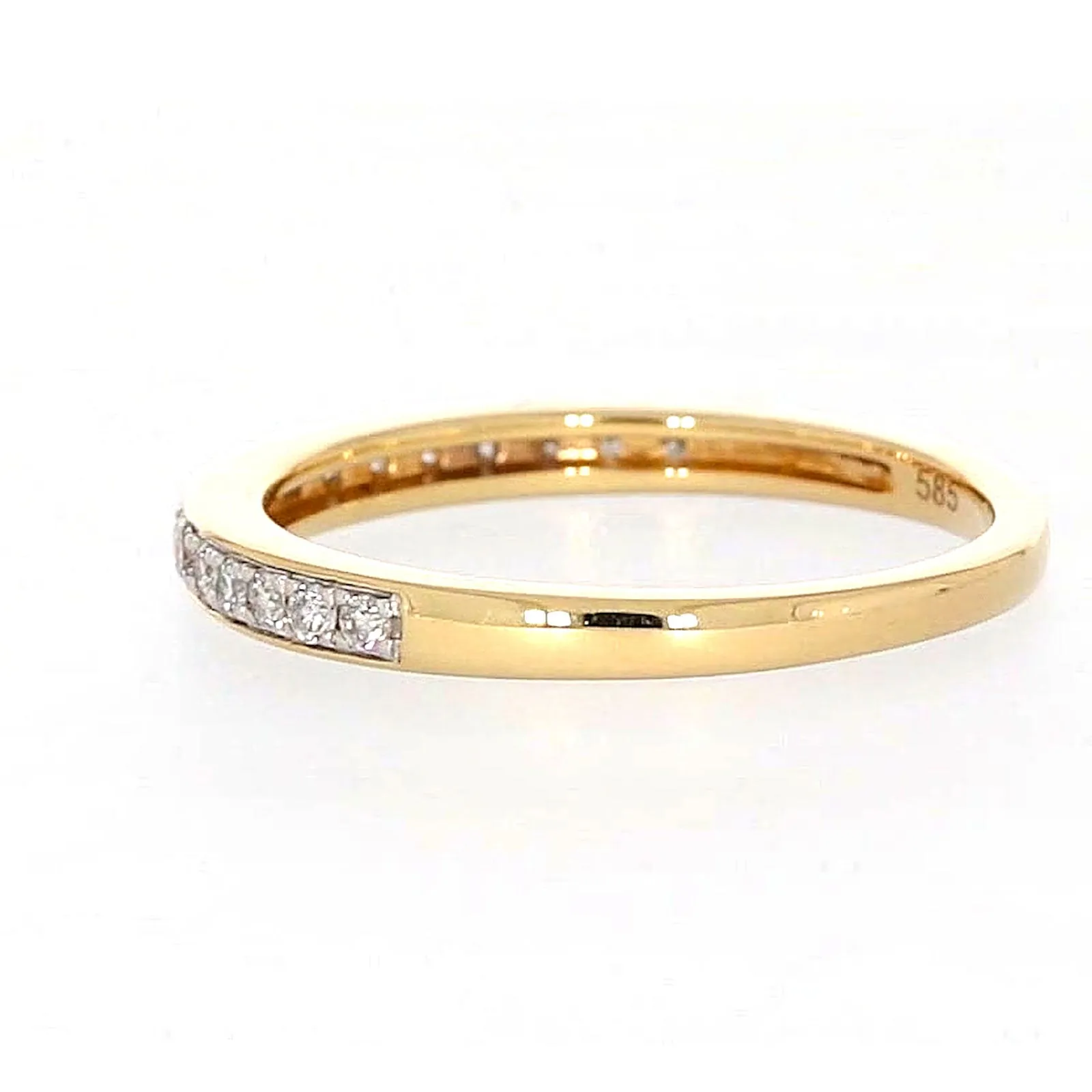 New York 14ct Yellow Gold Round Brilliant Cut 1/4 Carat tw of Diamonds Ring