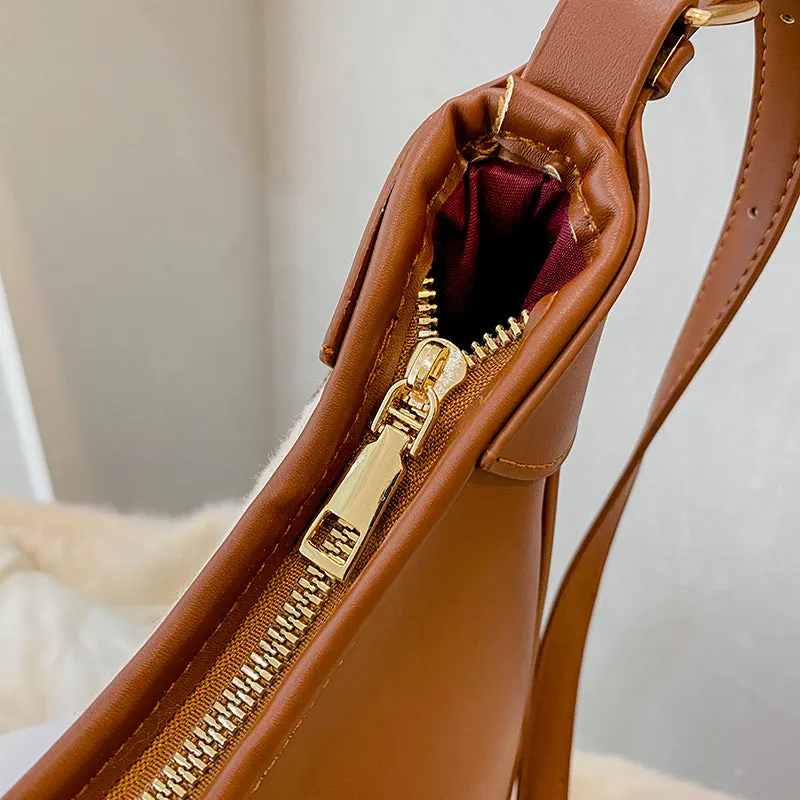 Paziye Lamb Wool Crossbody Bag