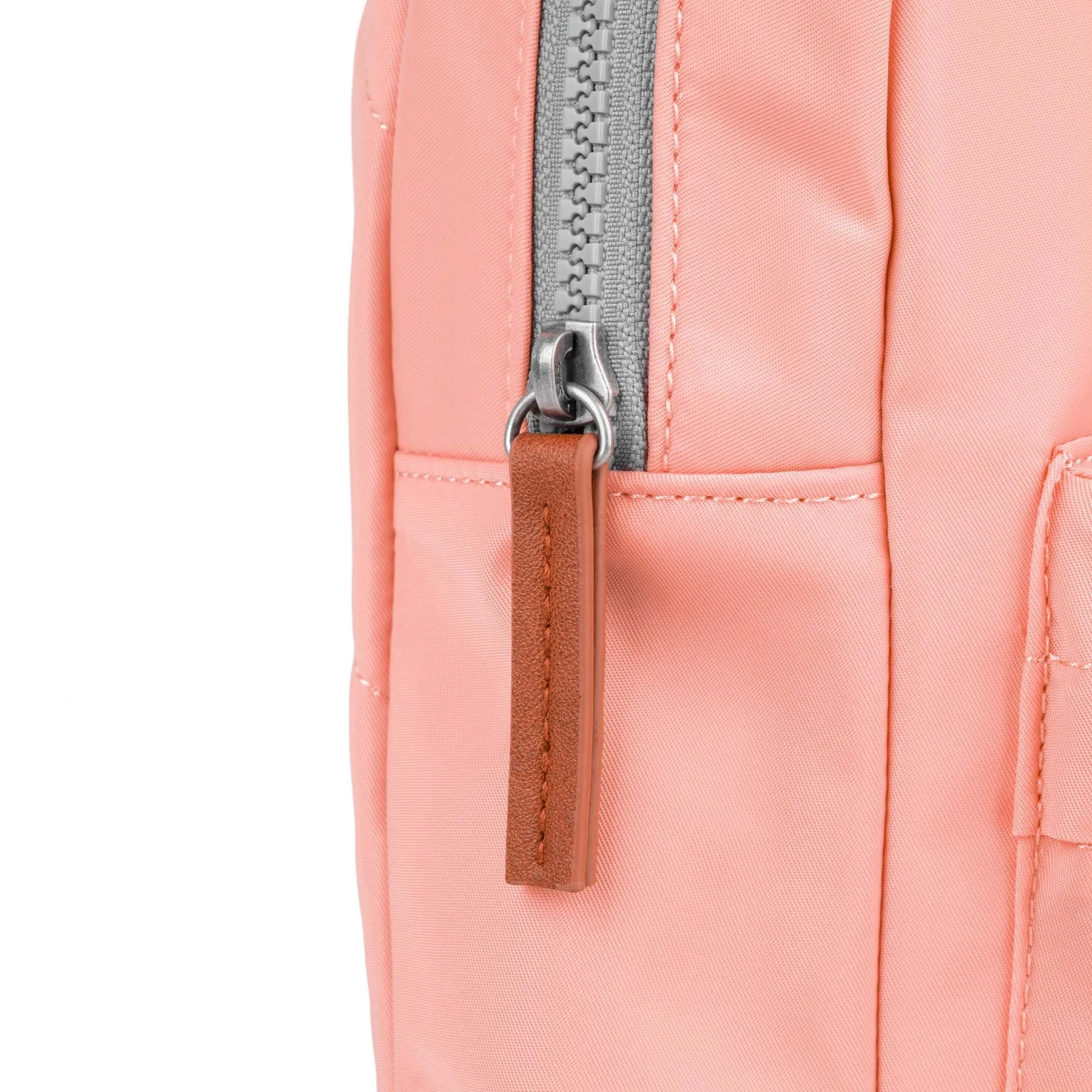 ROKA Willesden B Large Recycled Nylon Bag - Punch