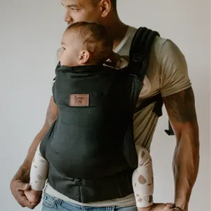 The Beluga Buckle Carrier (15-50 lbs)- Black
