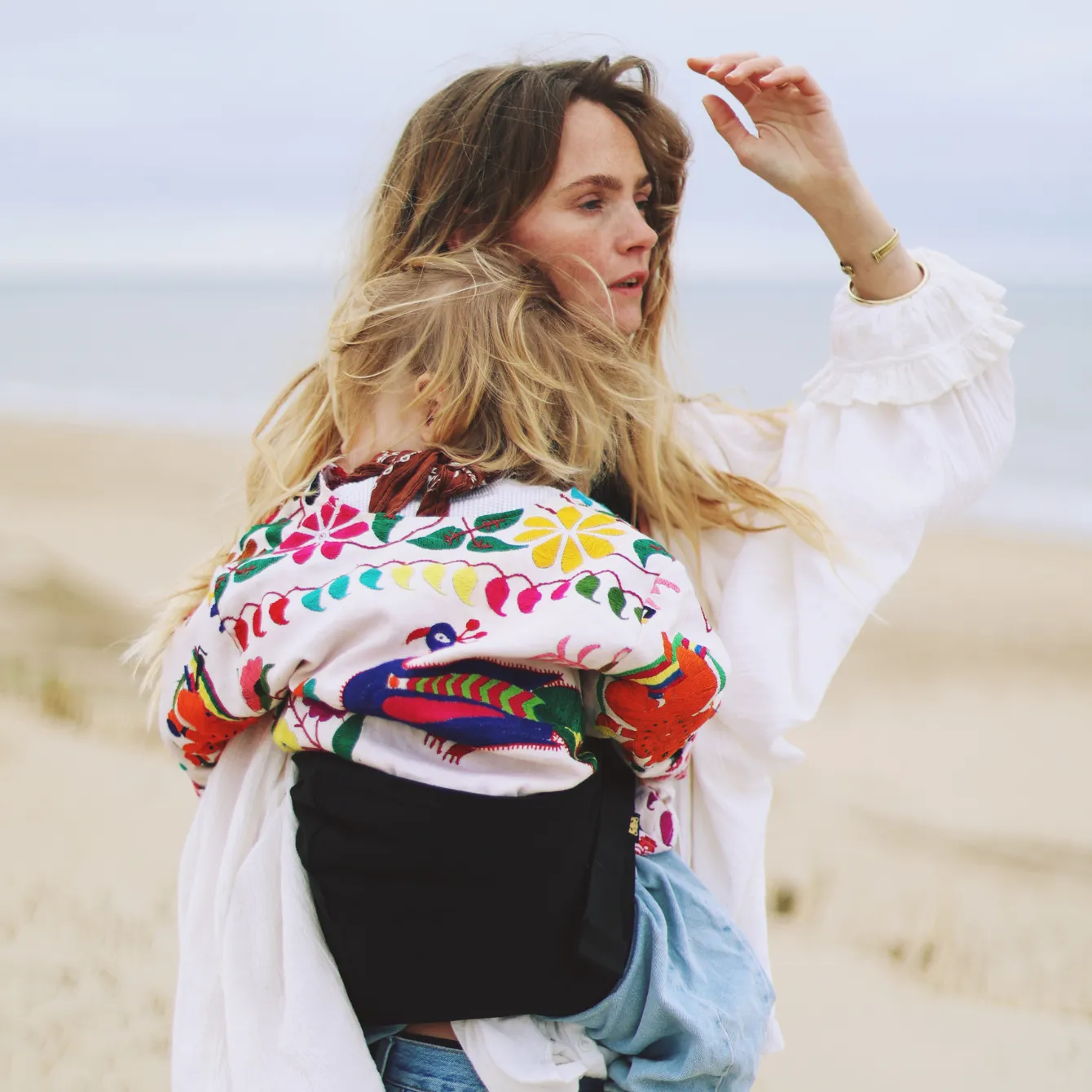 Toddler Carrier Black Linen