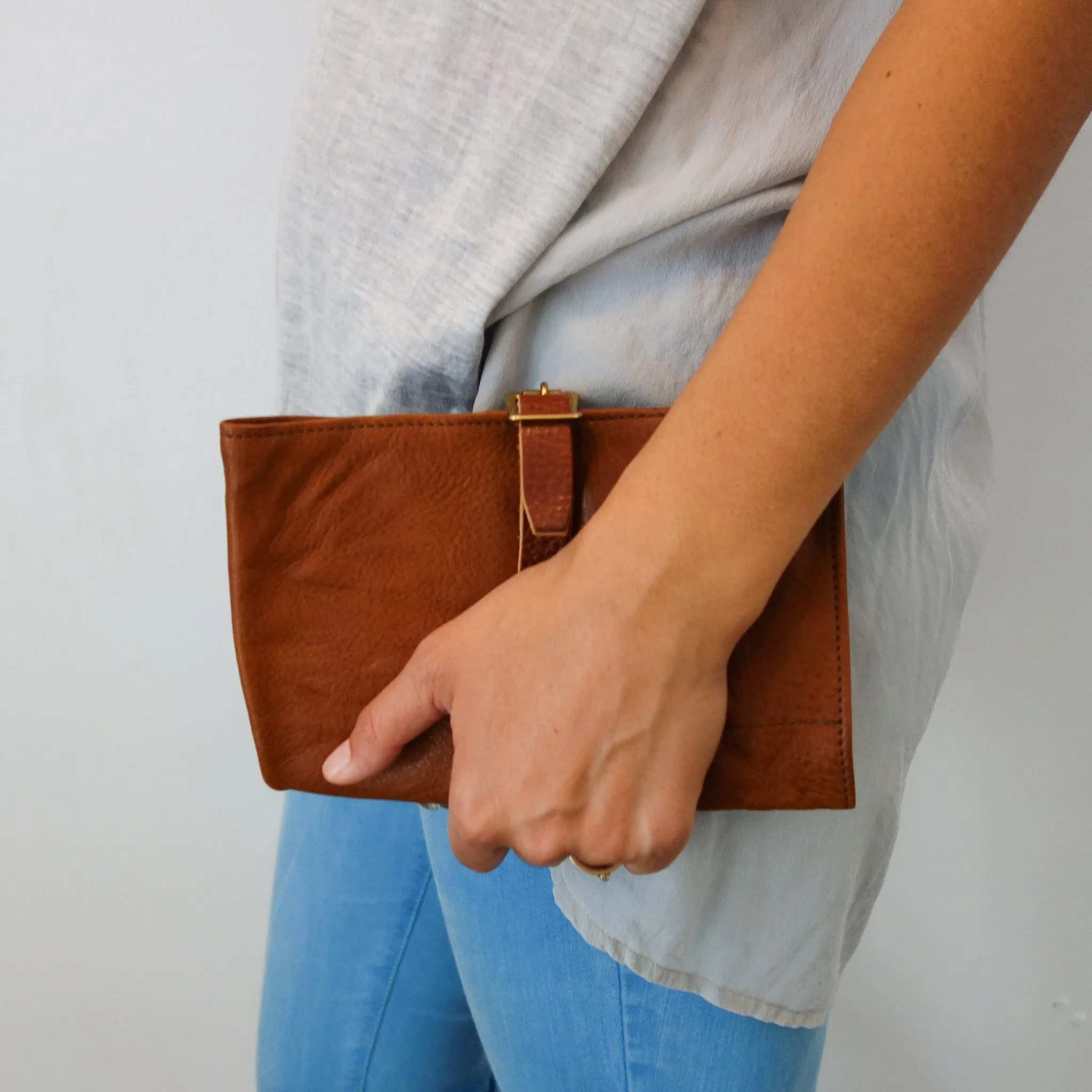 [TSL] Leather Pen Roll