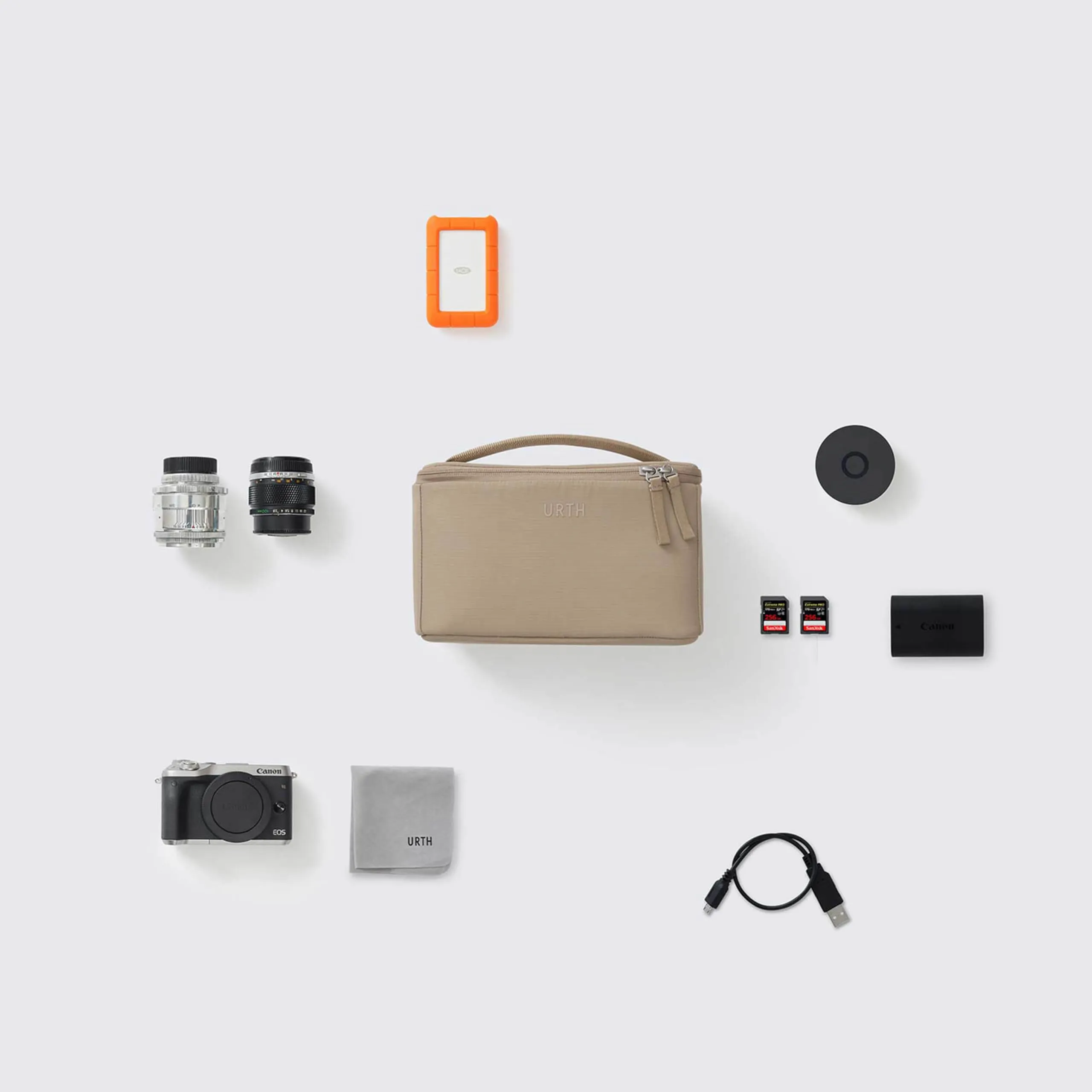 Urth Arkose Camera Insert (Beige)