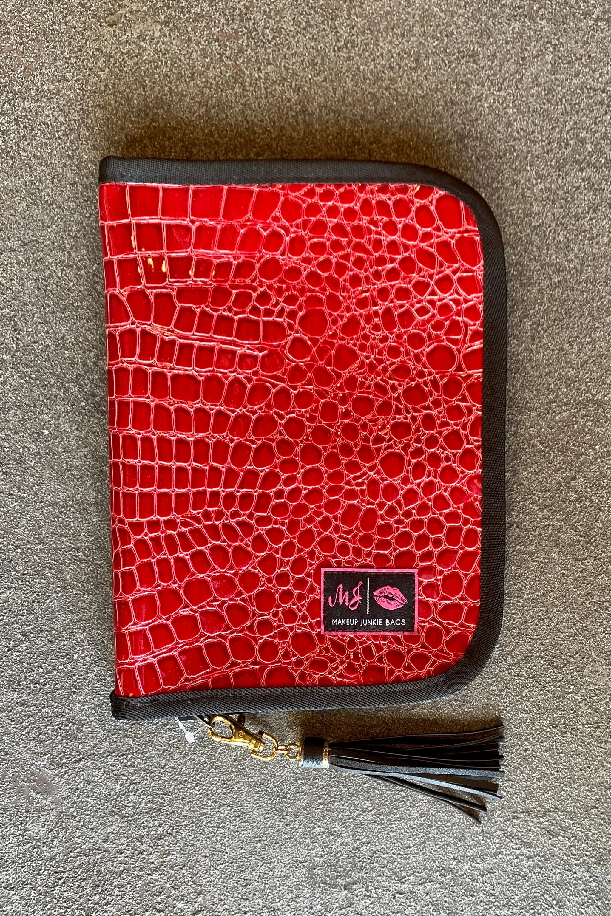 Vixen Brush Book